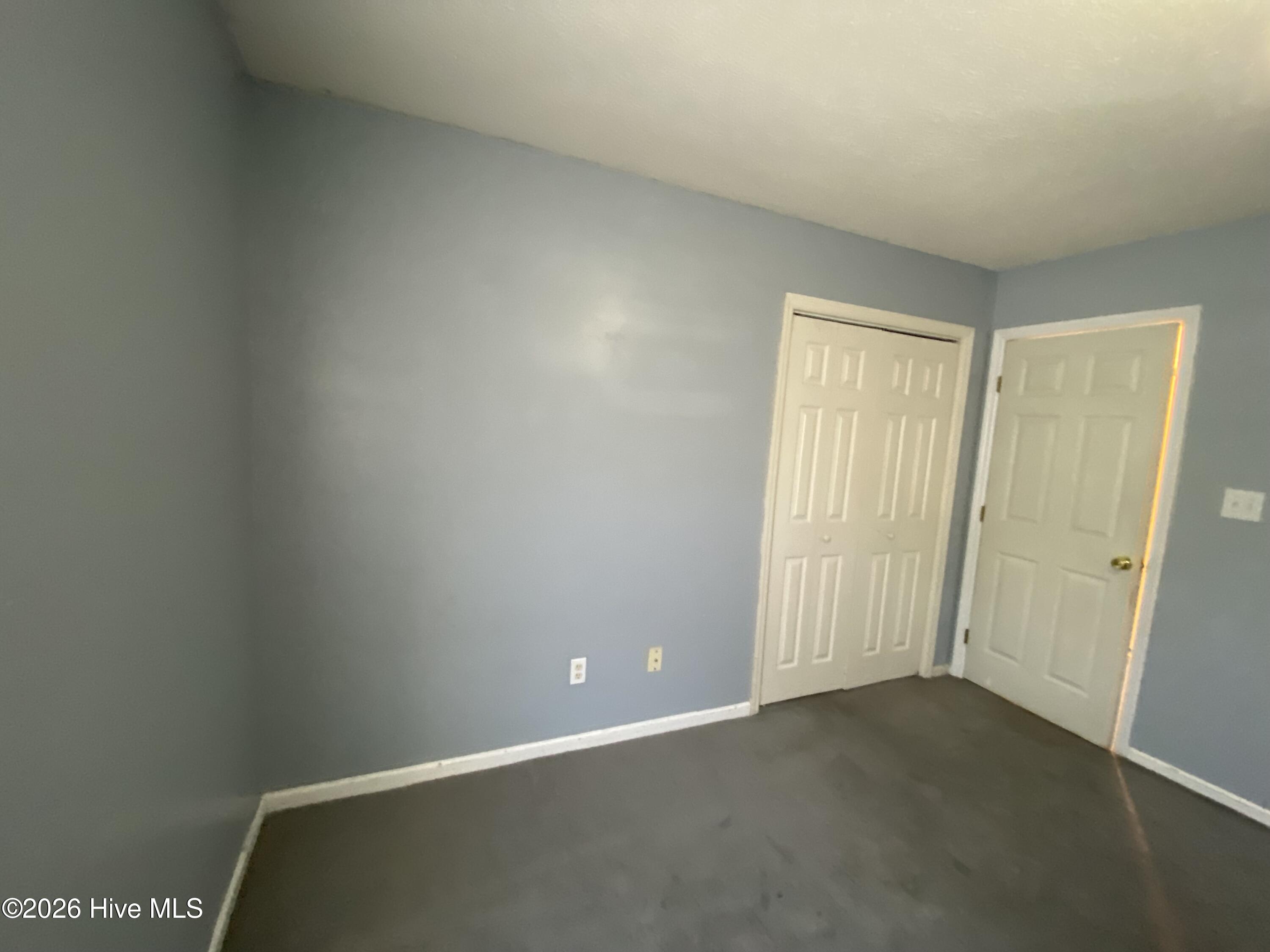 100568253 | Photo 11