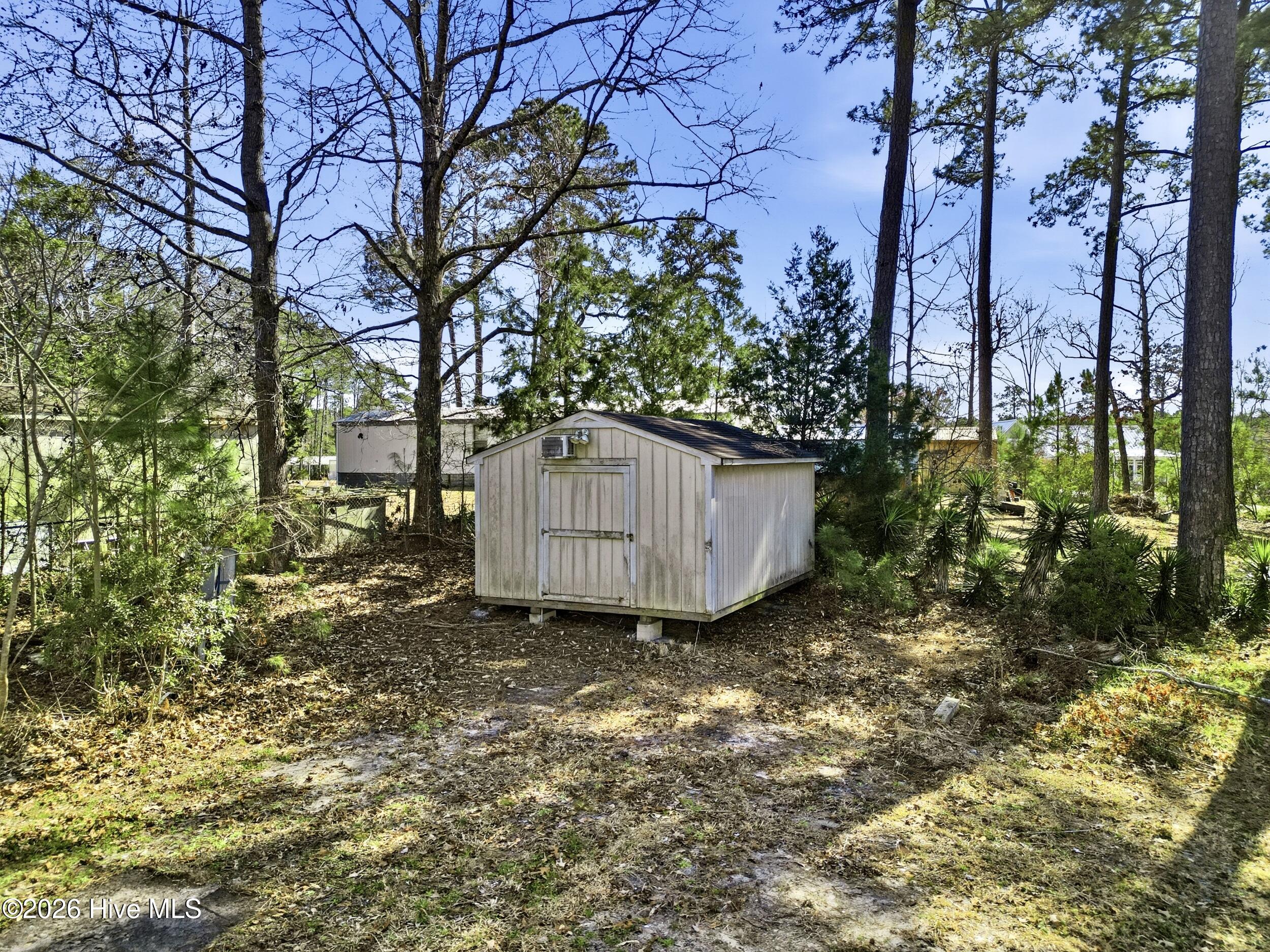 100556837 | Photo 24