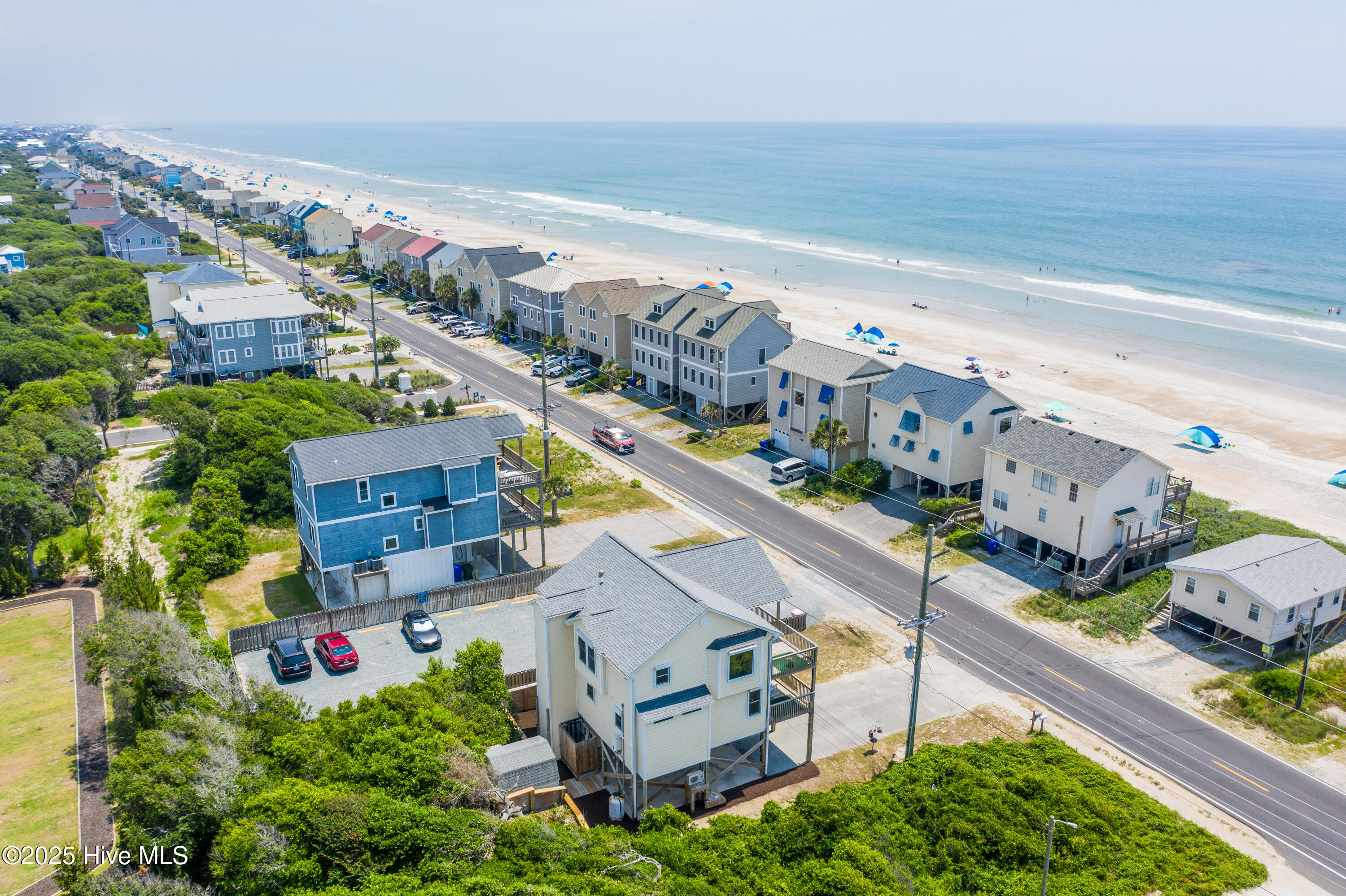 100548712 | Photo 58