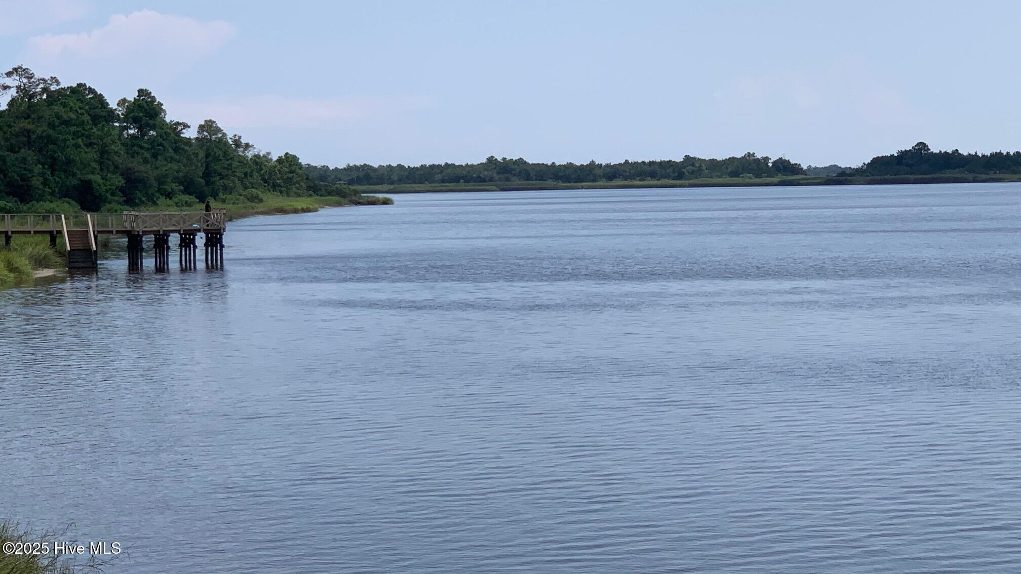 100524366 | Photo 100