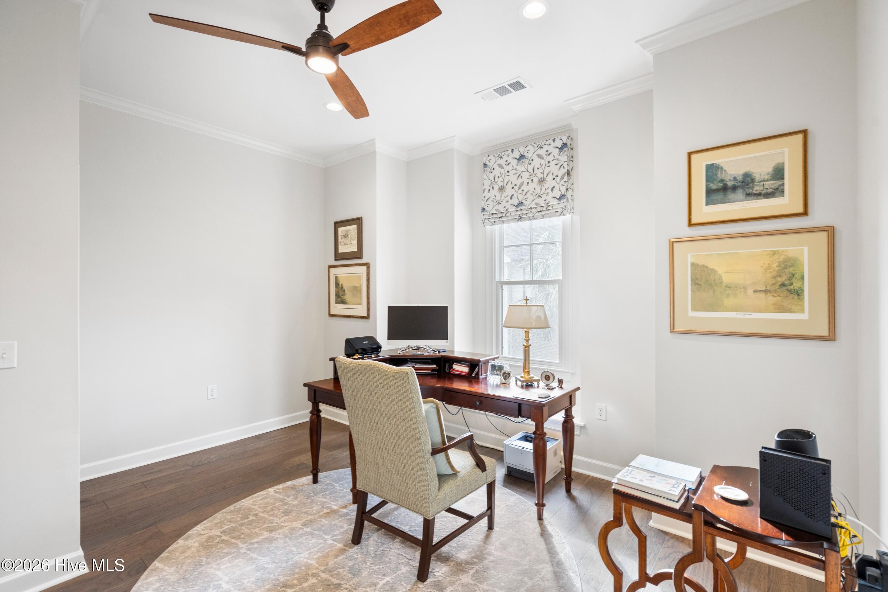 100550274 | Photo 31