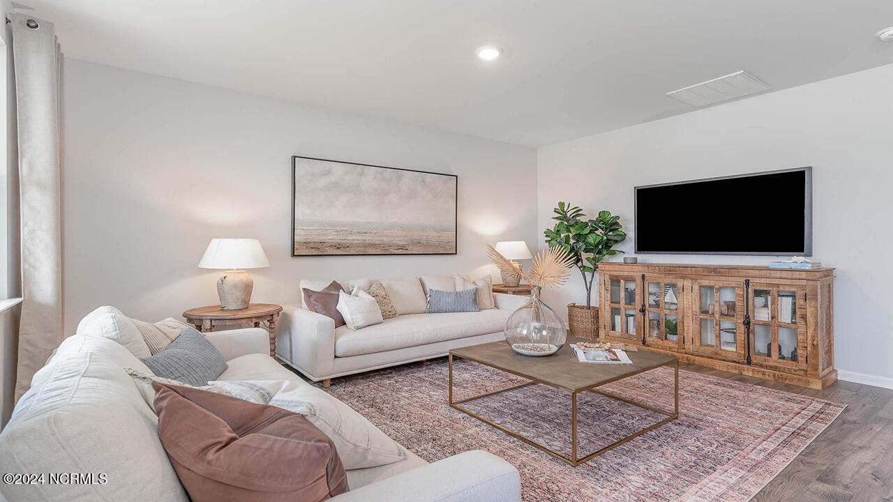 100504876 | Photo 11