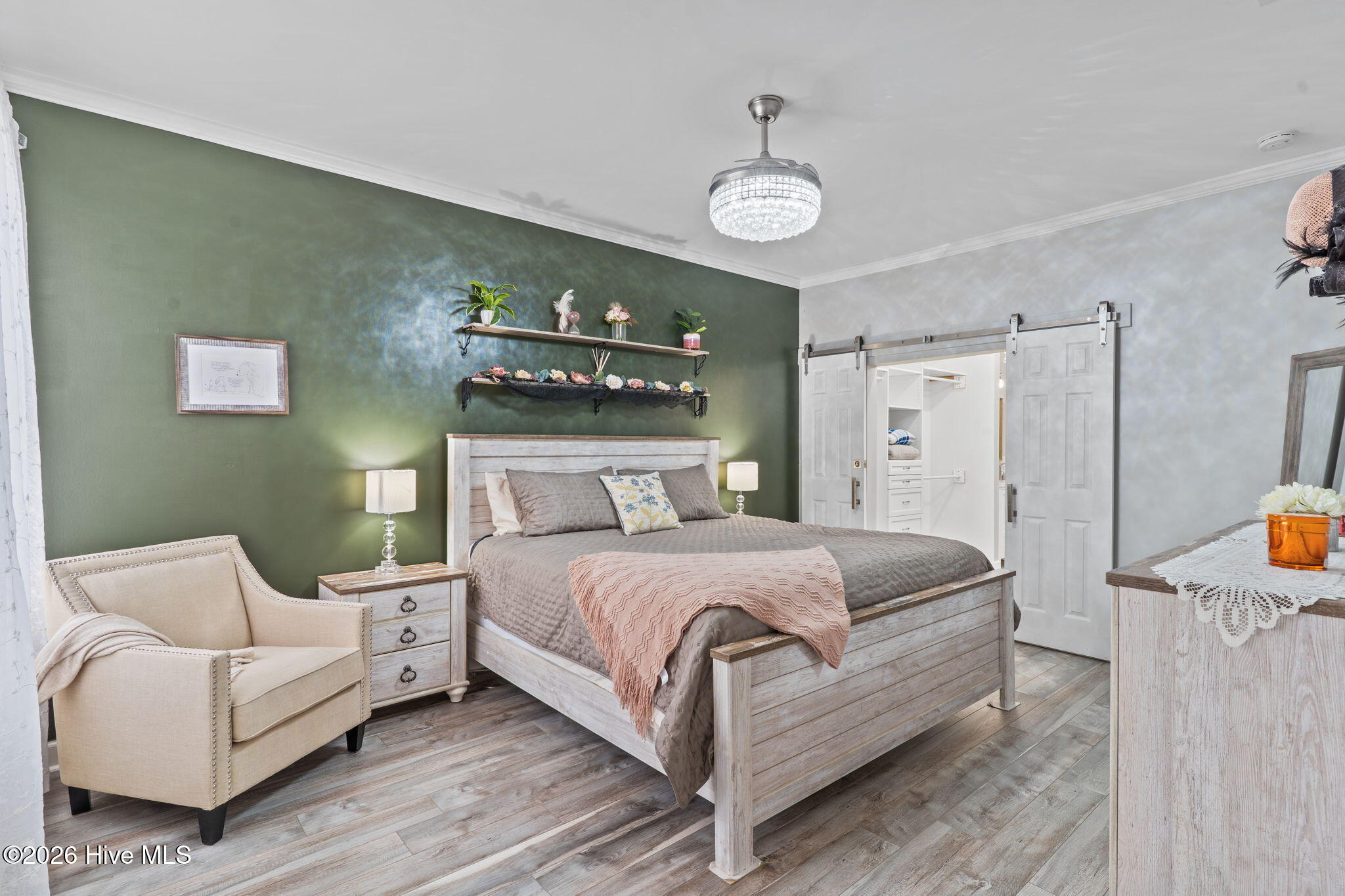 100562744 | Photo 29