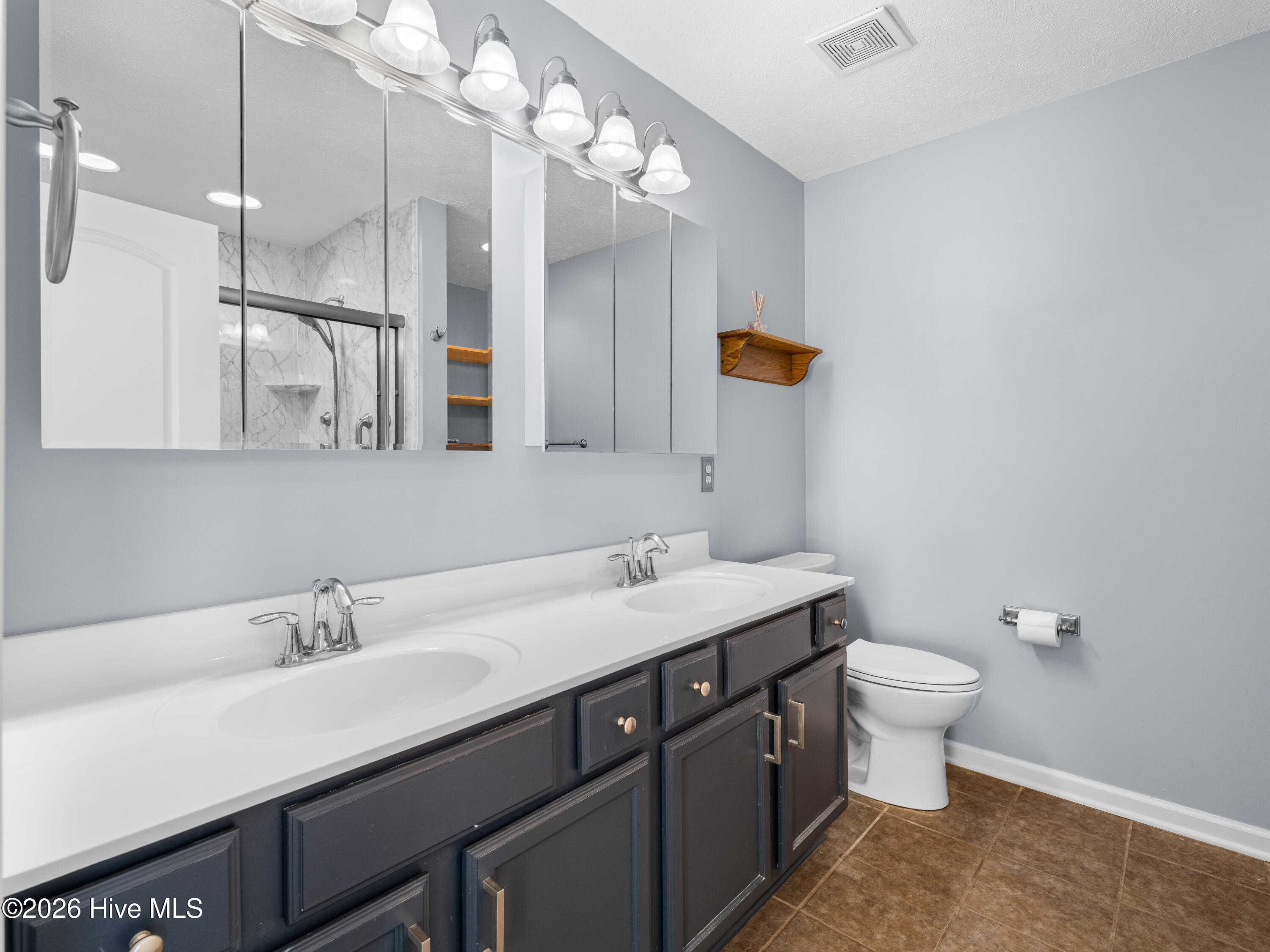 100547952 | Photo 22