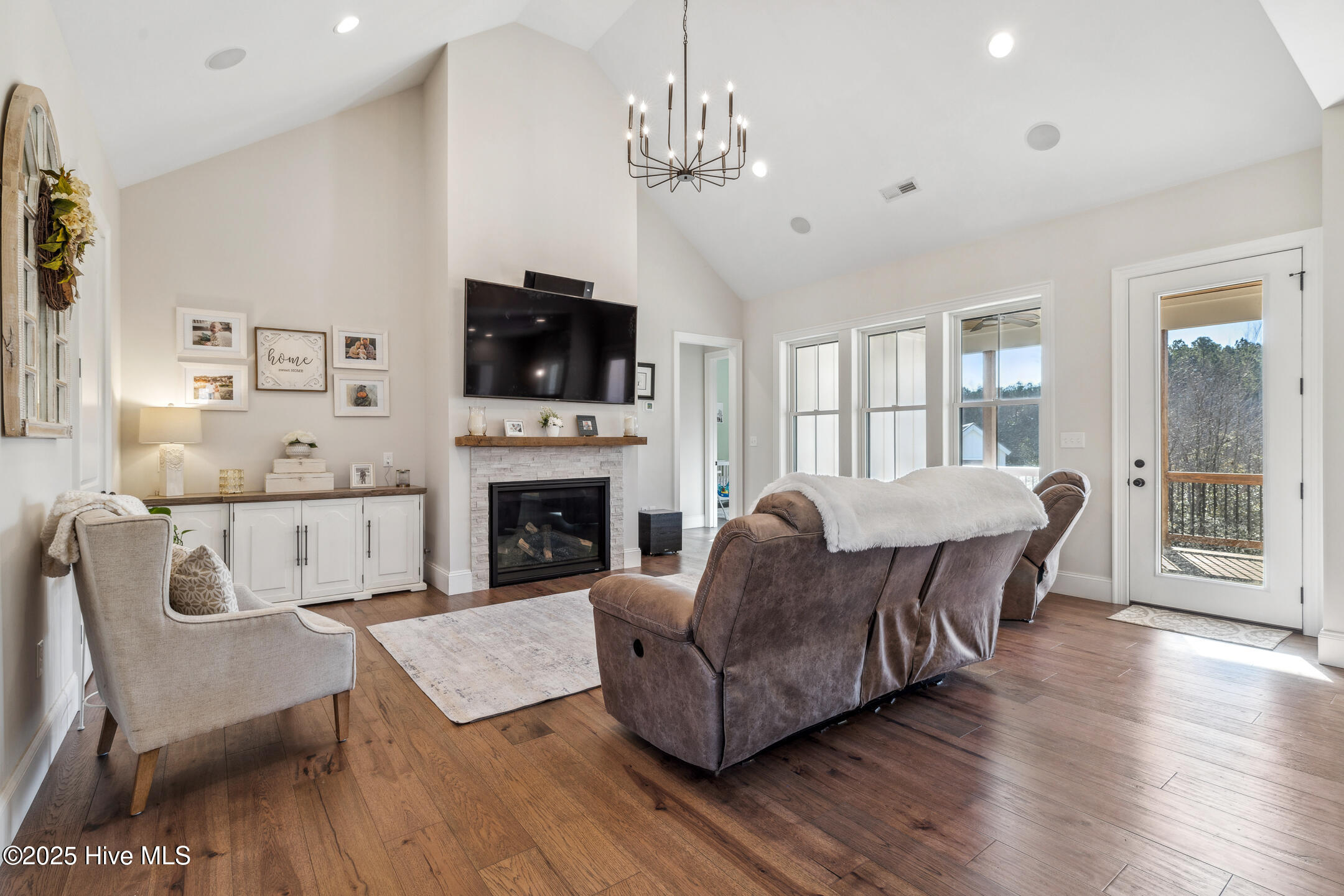 903 Equine Landing Drive