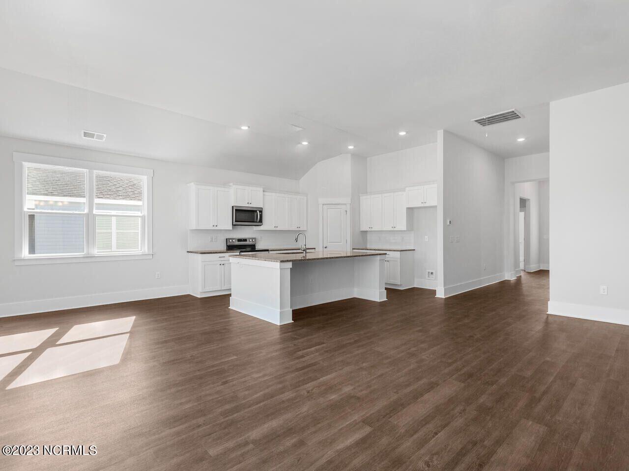 5068 Roundhead Drive Lot 113, Leland, NC 28451 – photo 4: 3- Similar to