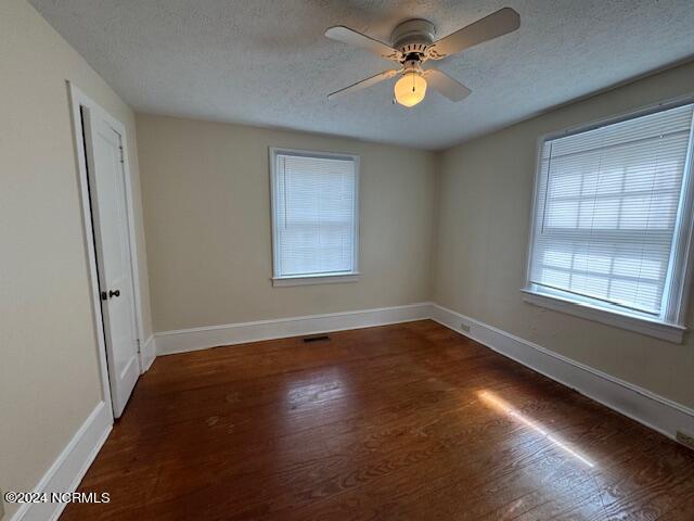 100553966 | Photo 11