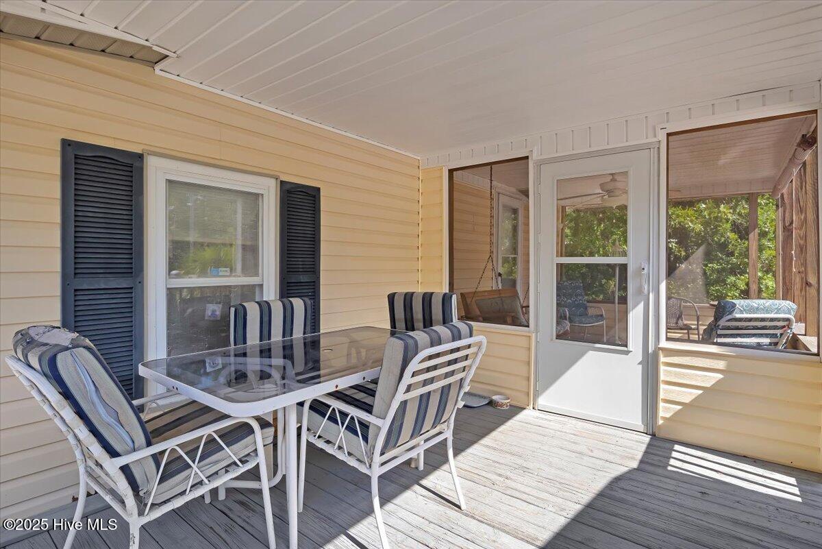 100518805 | Photo 39