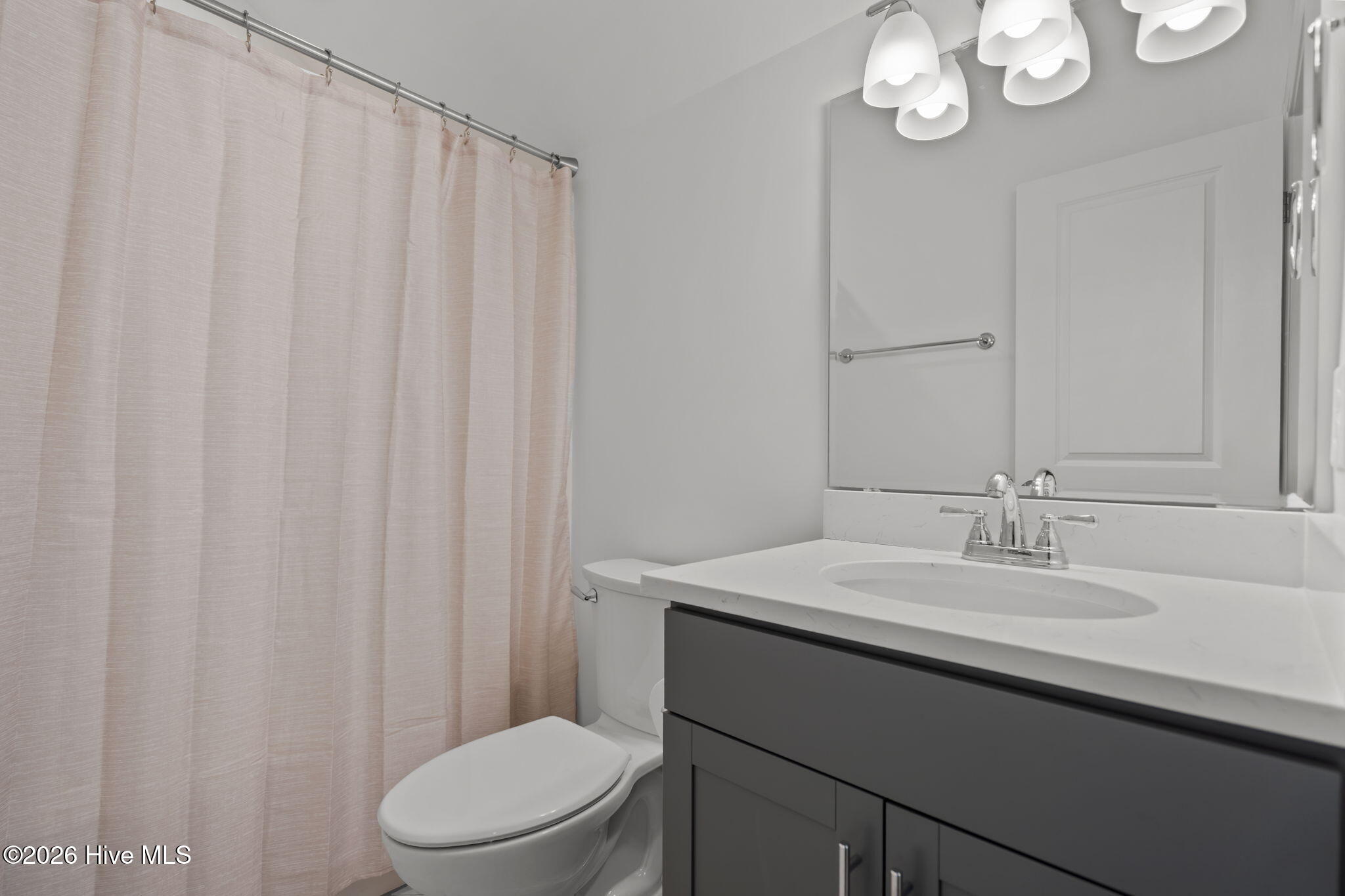 100552740 | Photo 46