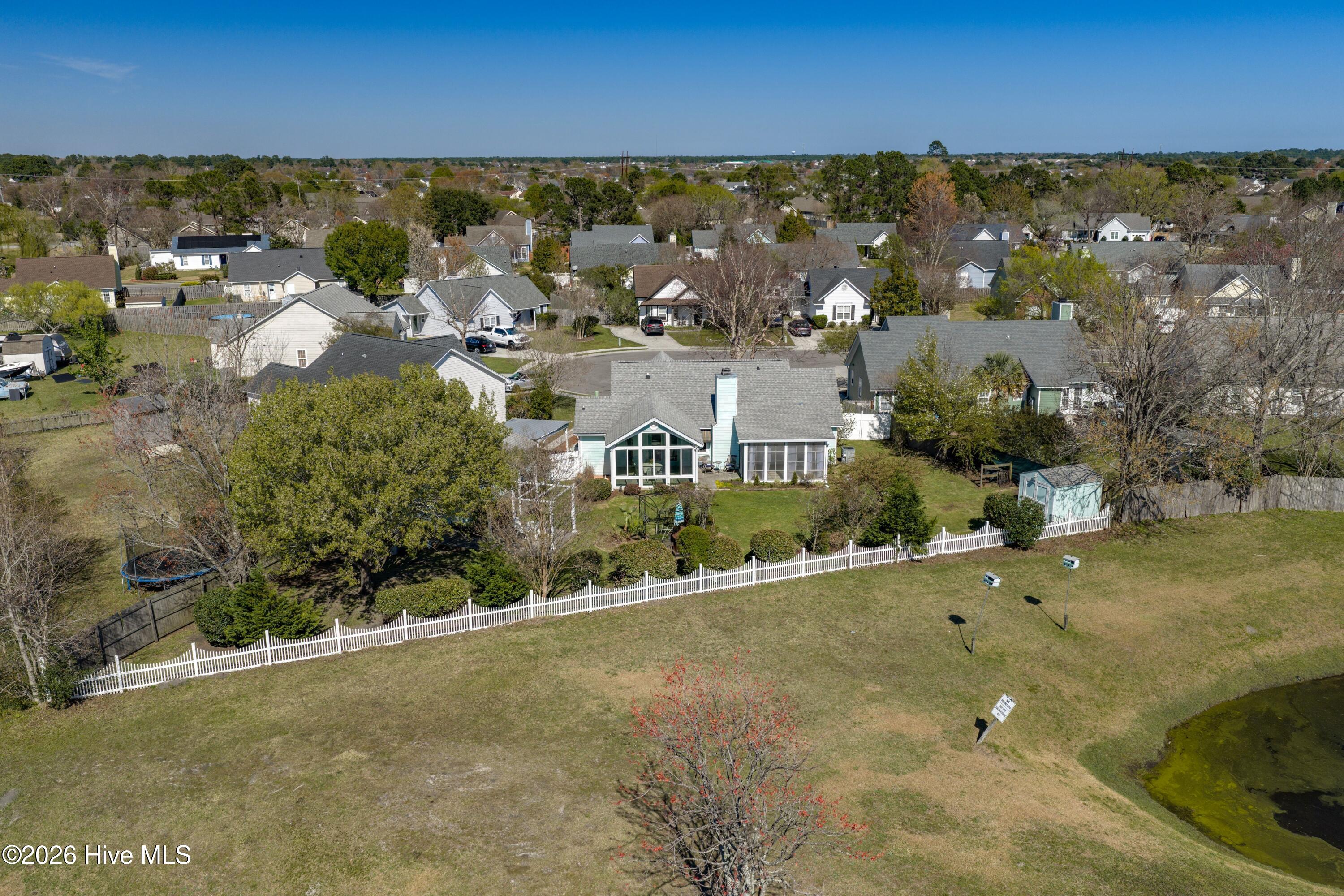 100562291 | Photo 37