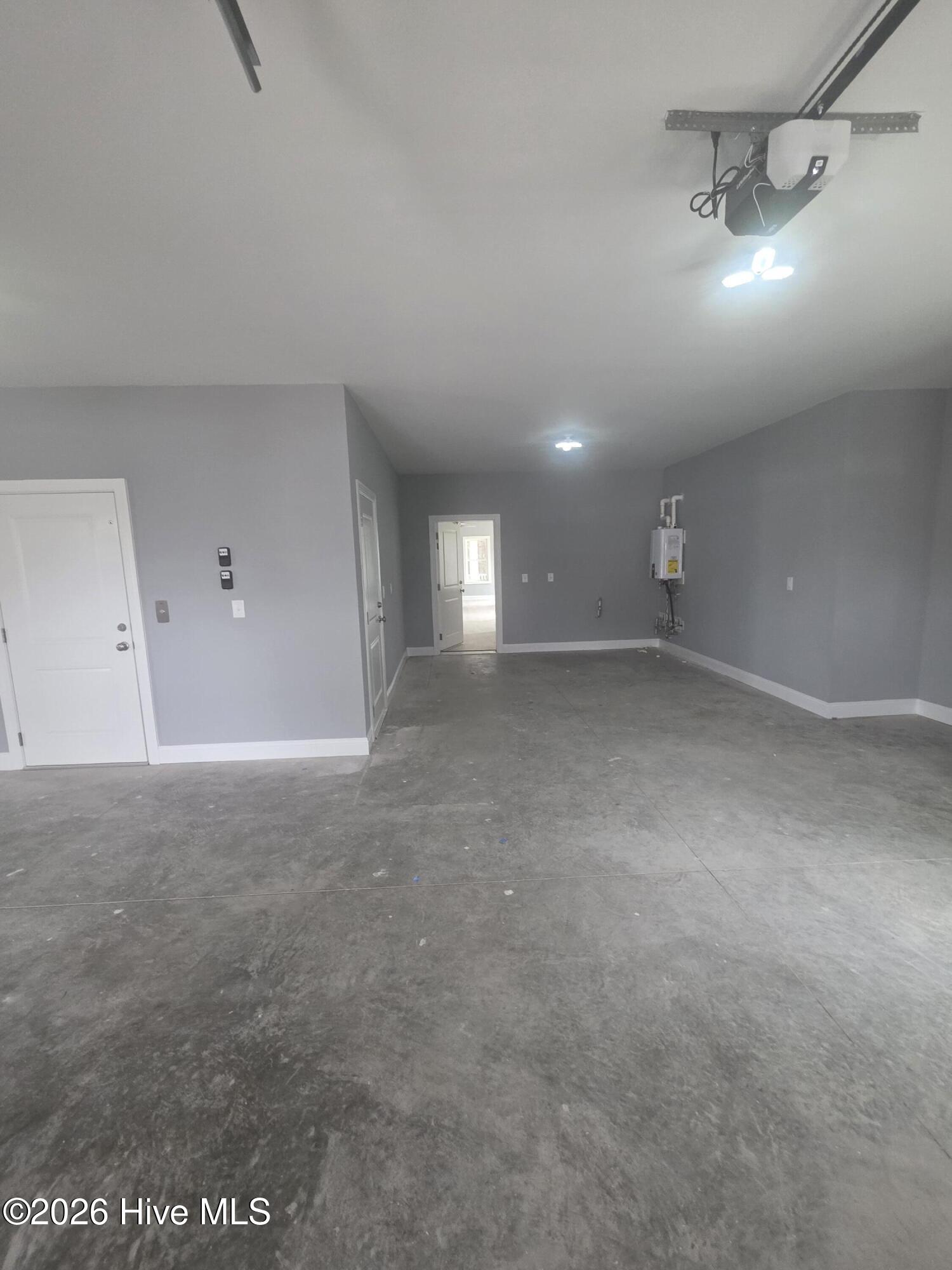 100530509 | Photo 19