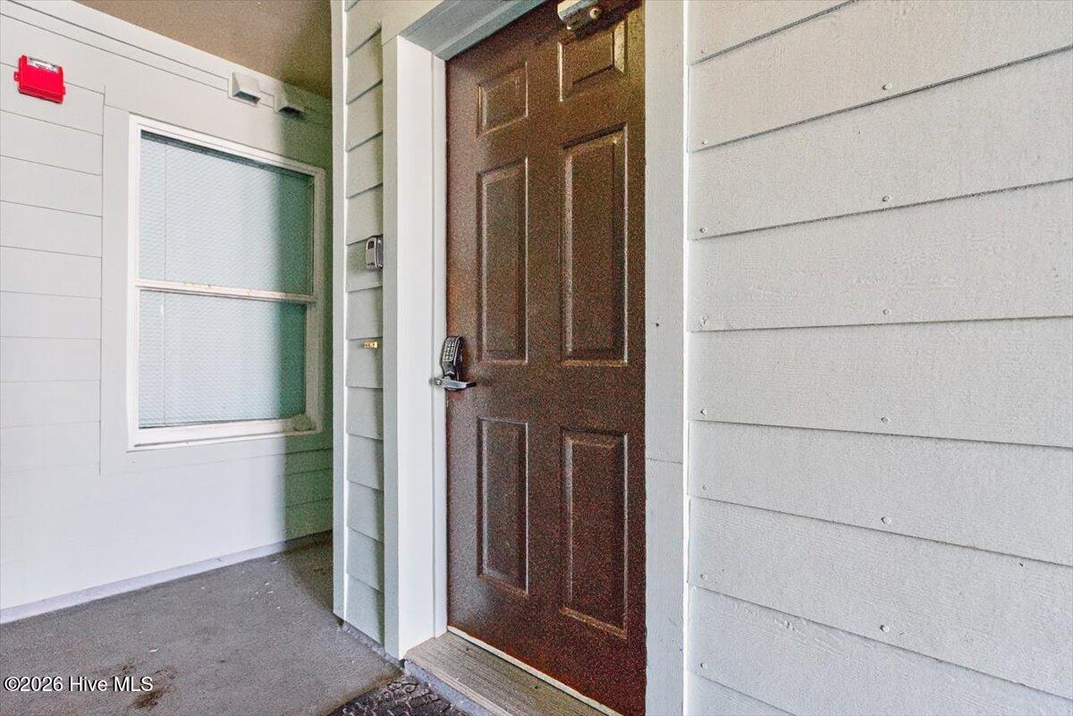 100555622 | Photo 41