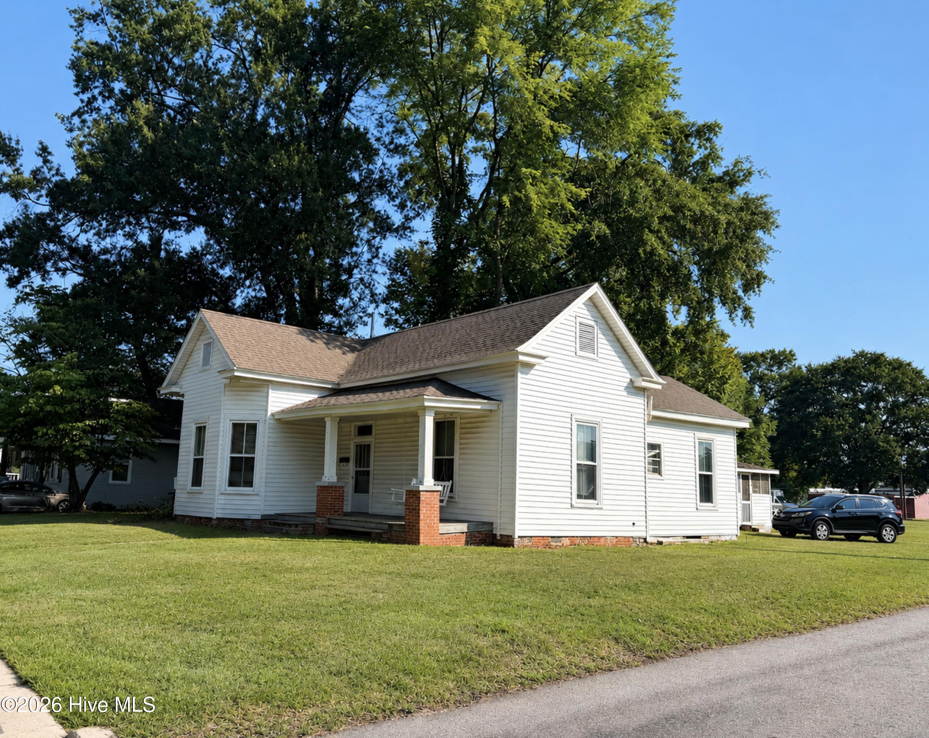 Exterior photo of 4390 W Church Street, Farmville, NC 27828. MLS: 100587594
