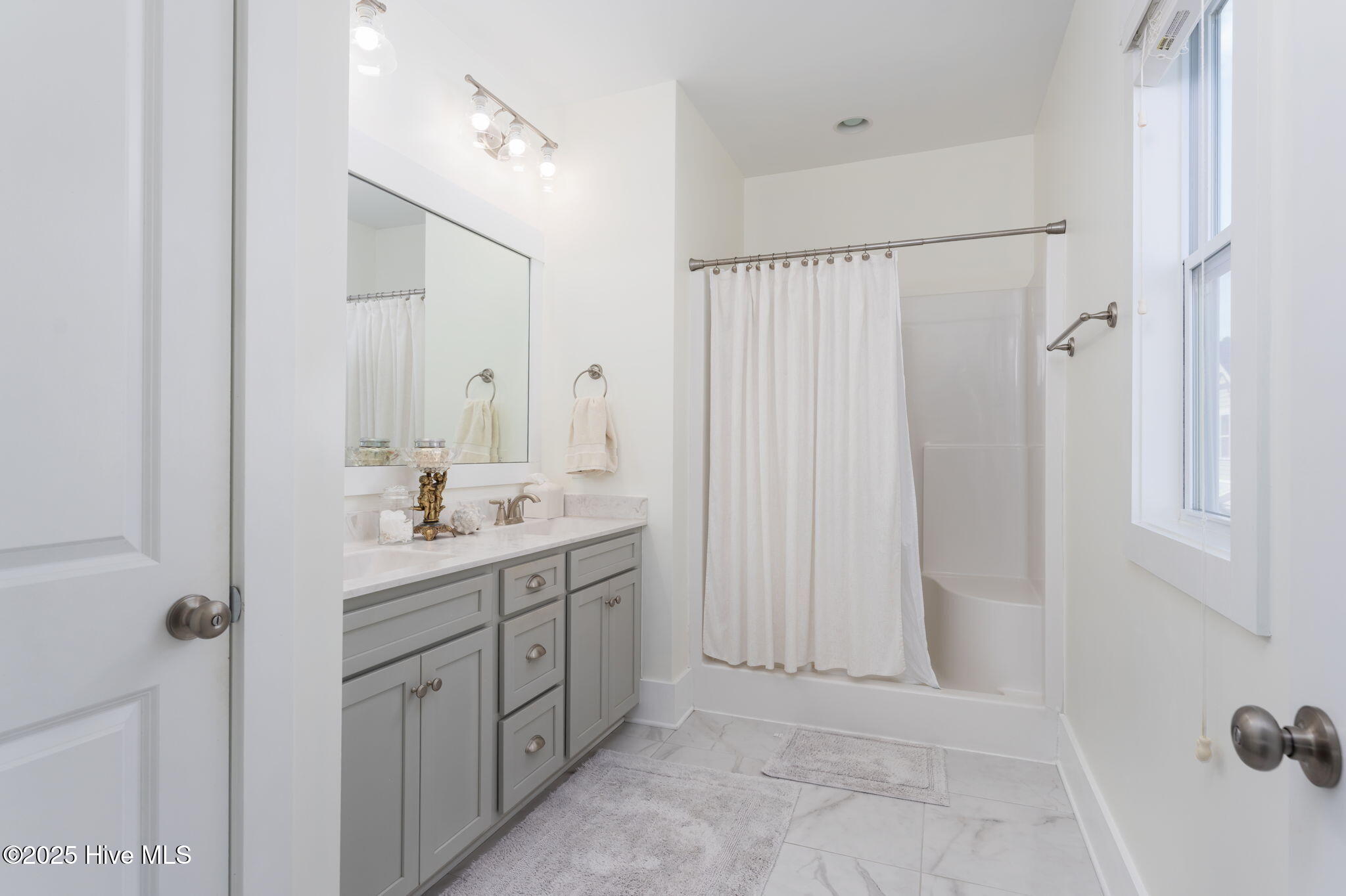 3644 Watch Hill Way, Wilmington, NC 28409 – photo 18: bathroom-01a