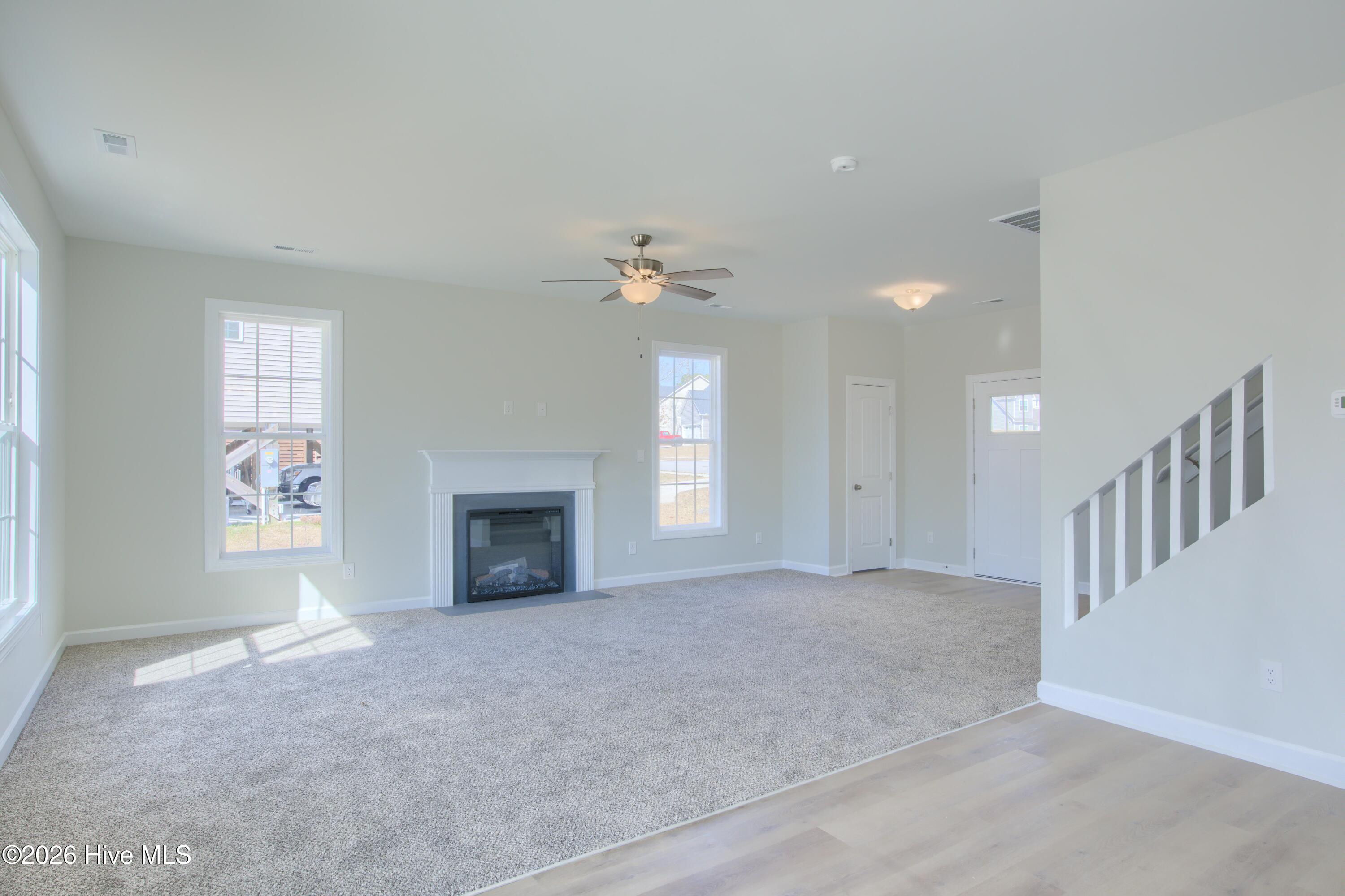 100526939 | Photo 14