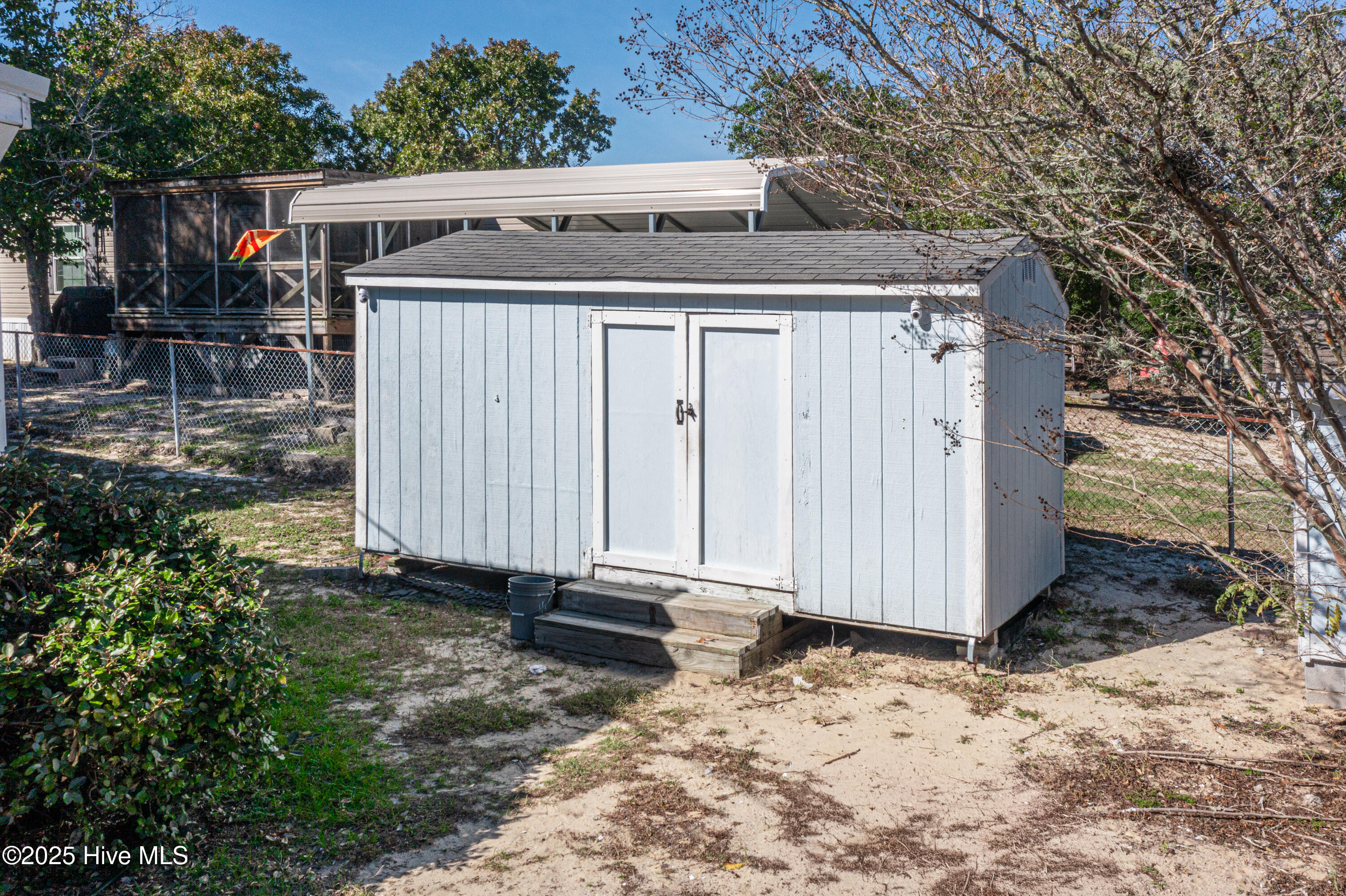 100538170 | Photo 33