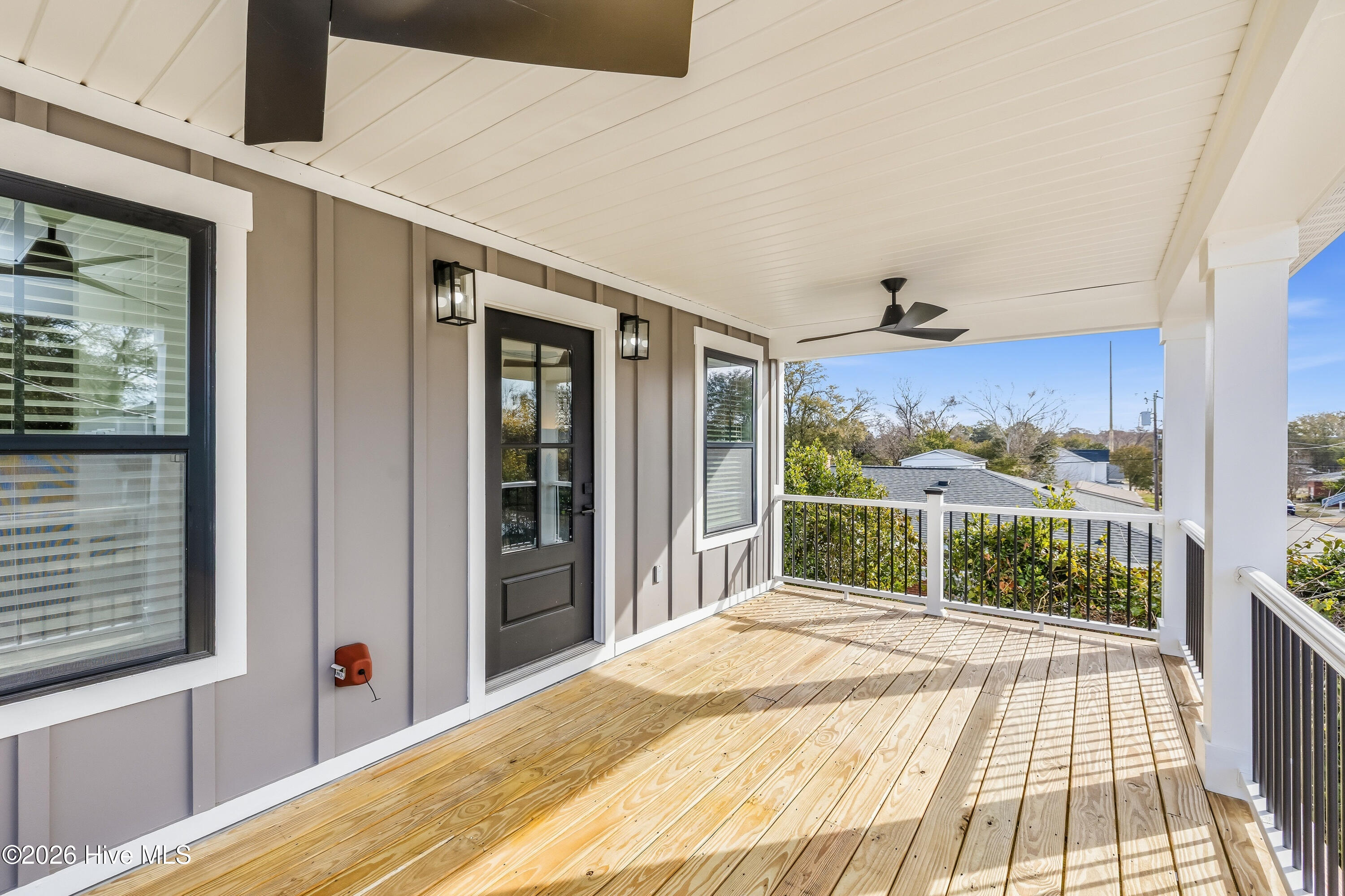 100554994 | Photo 26