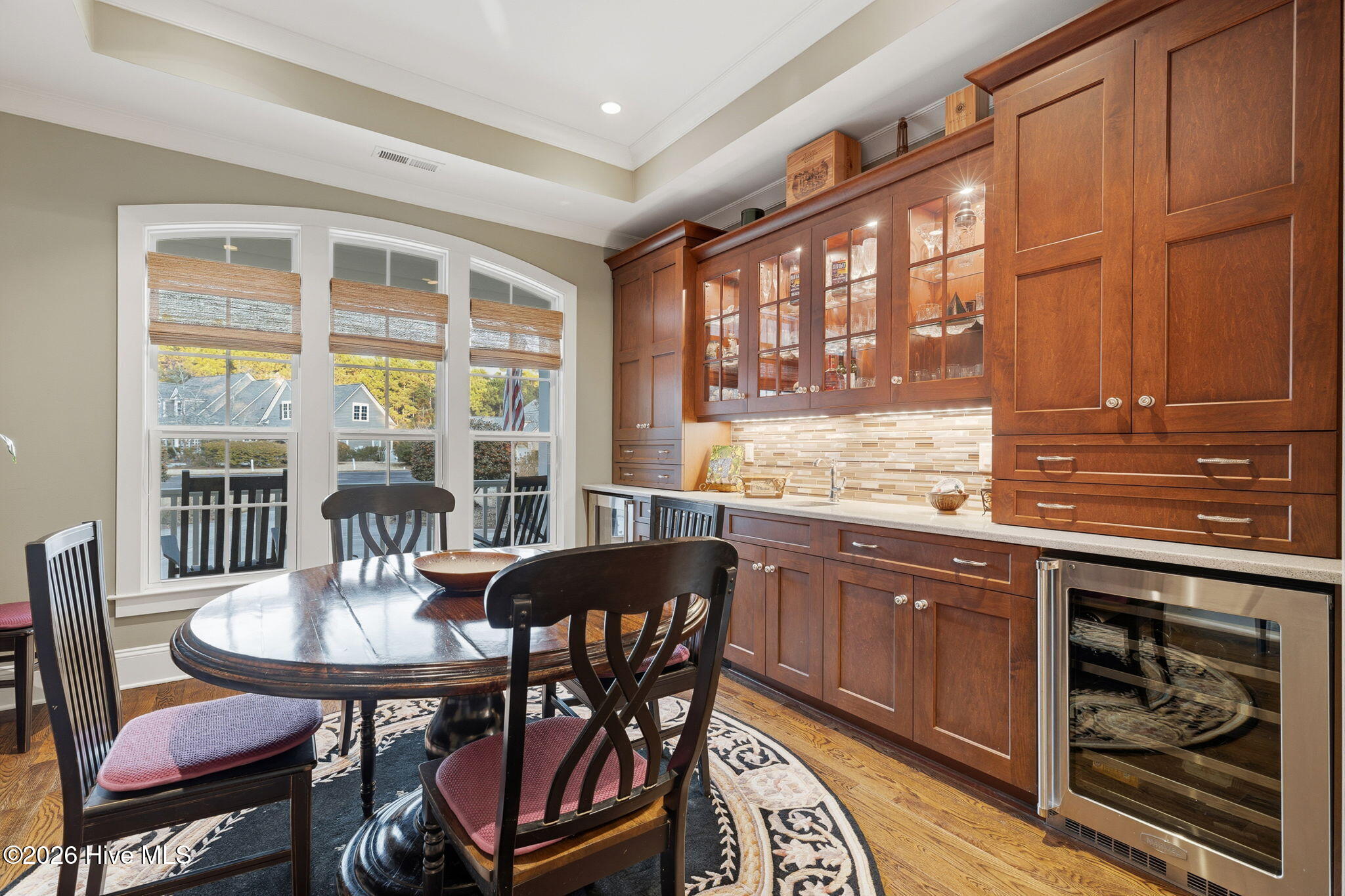 100554087 | Photo 32