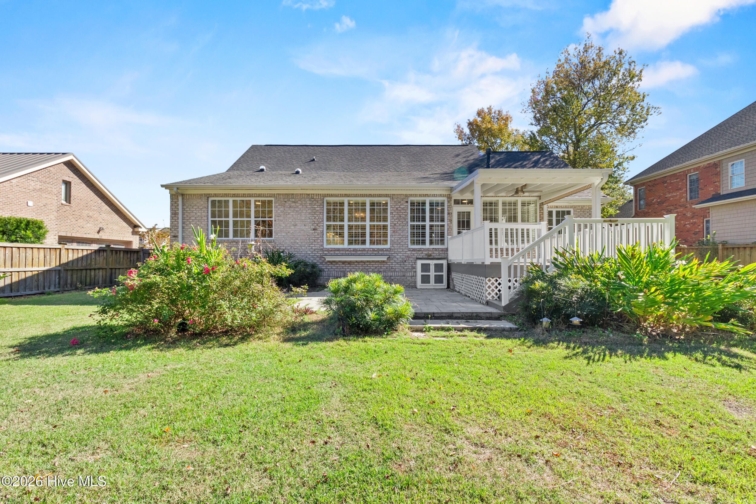 100541482 | Photo 48