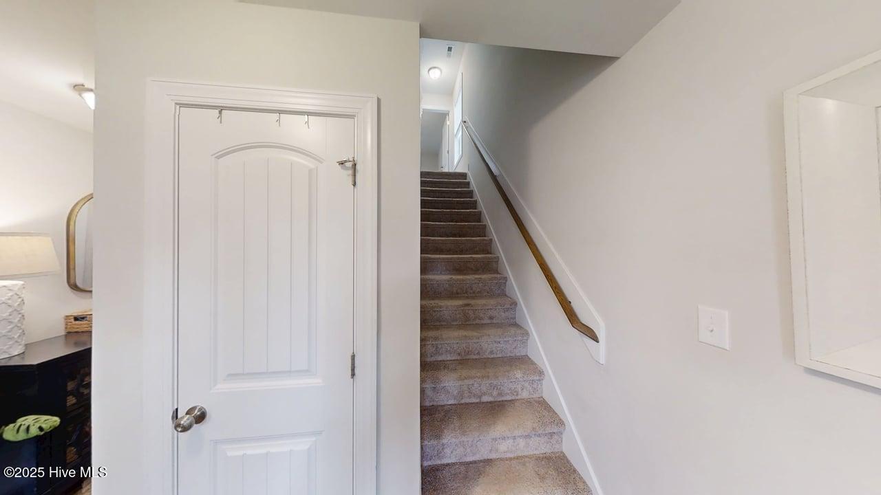 100539509 | Photo 39