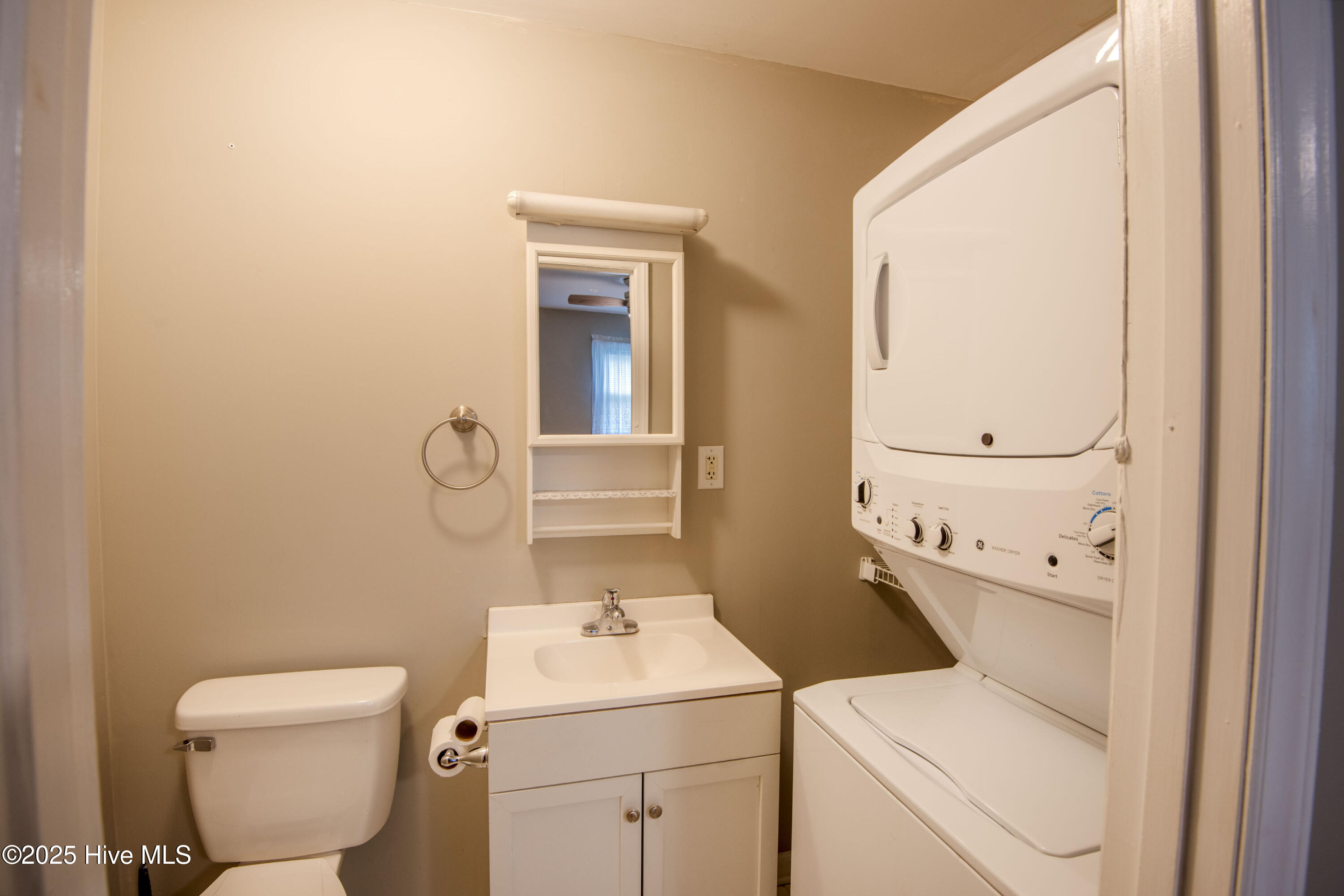 Homes for sale in Tarboro, NC | 207 Centre St, Tarboro, NC 27886 | MLS# 100507784