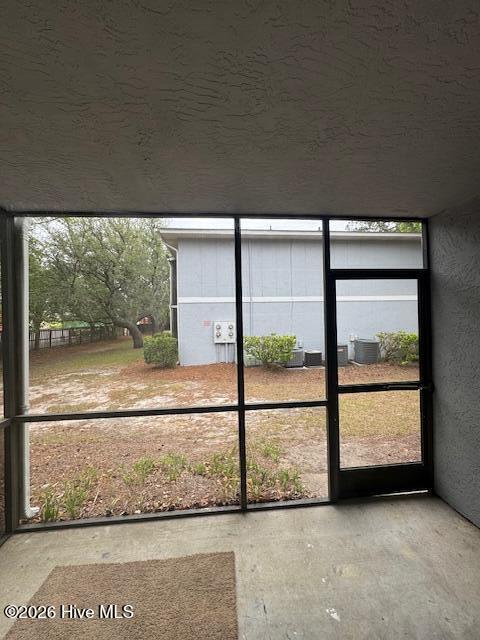 100569835 | Photo 11