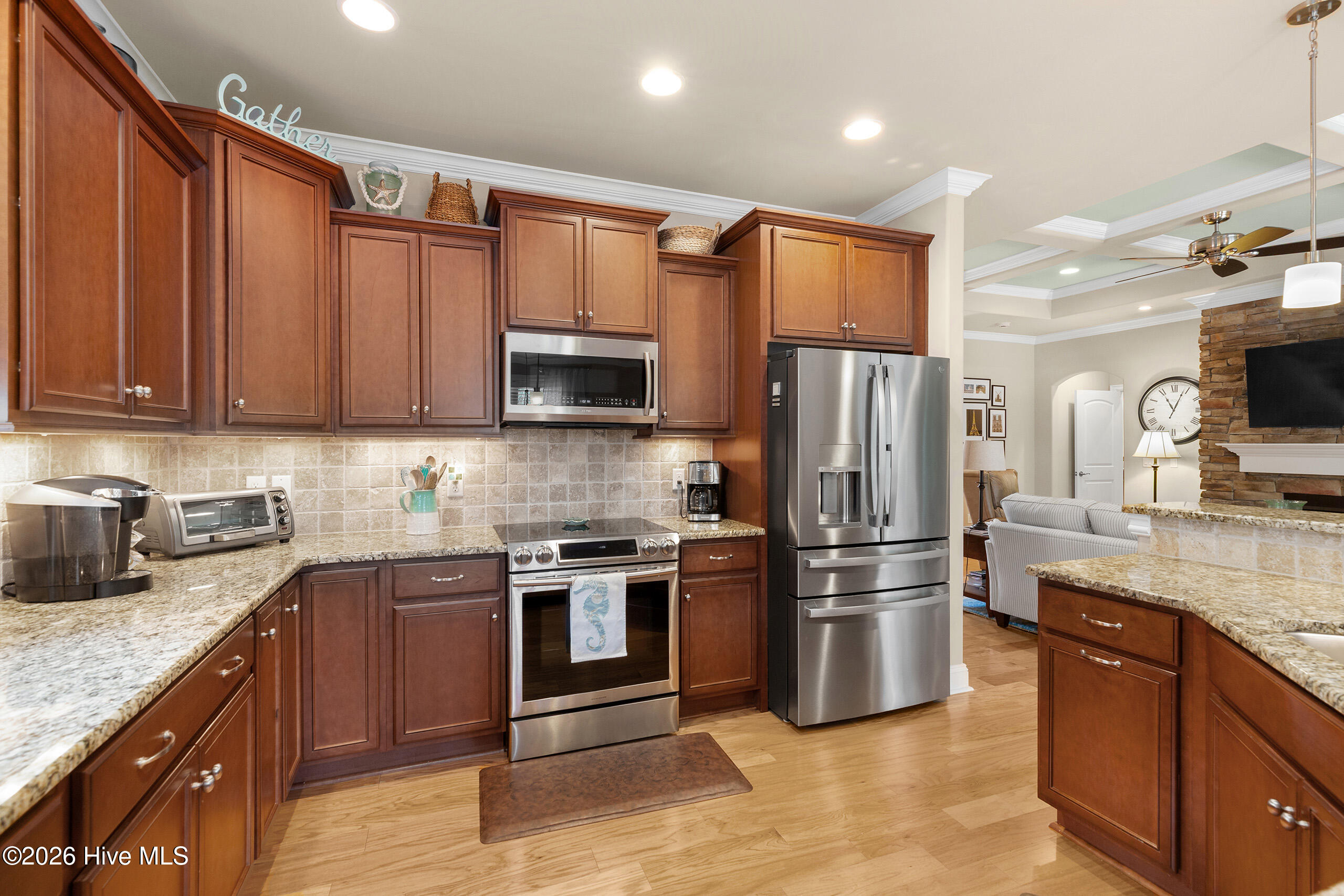 100567107 | Photo 20