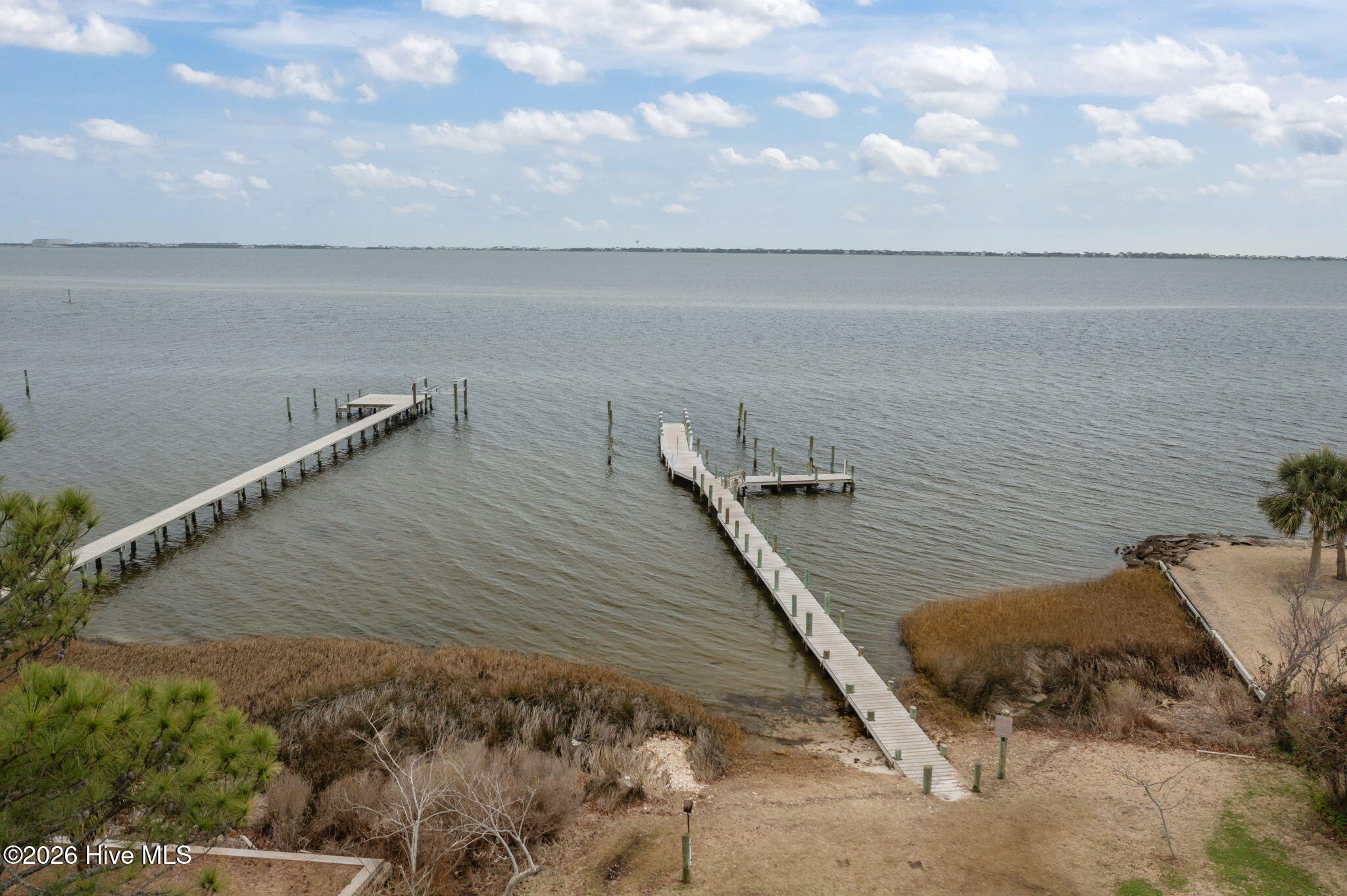 community dock