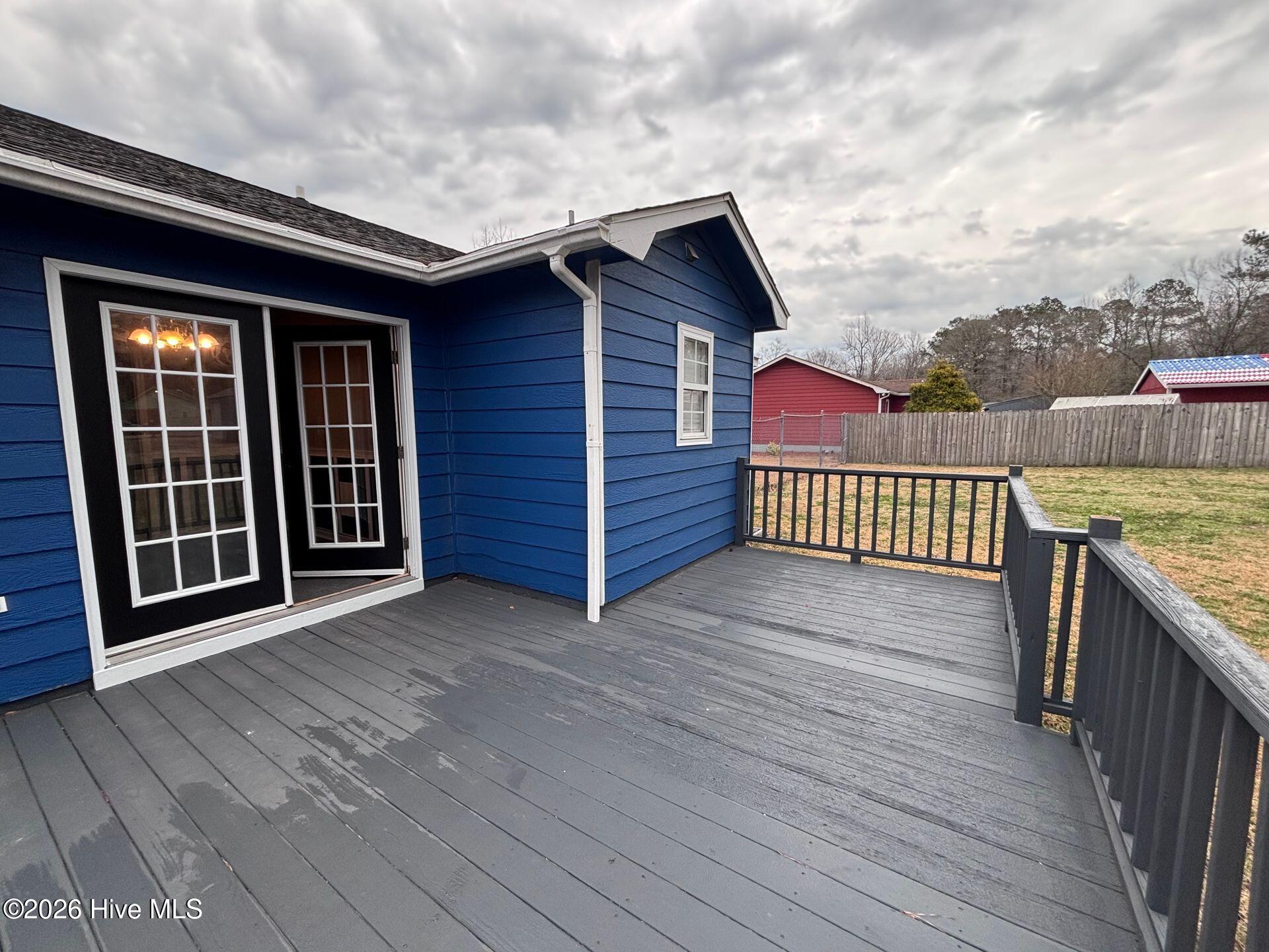 100555707 | Photo 26