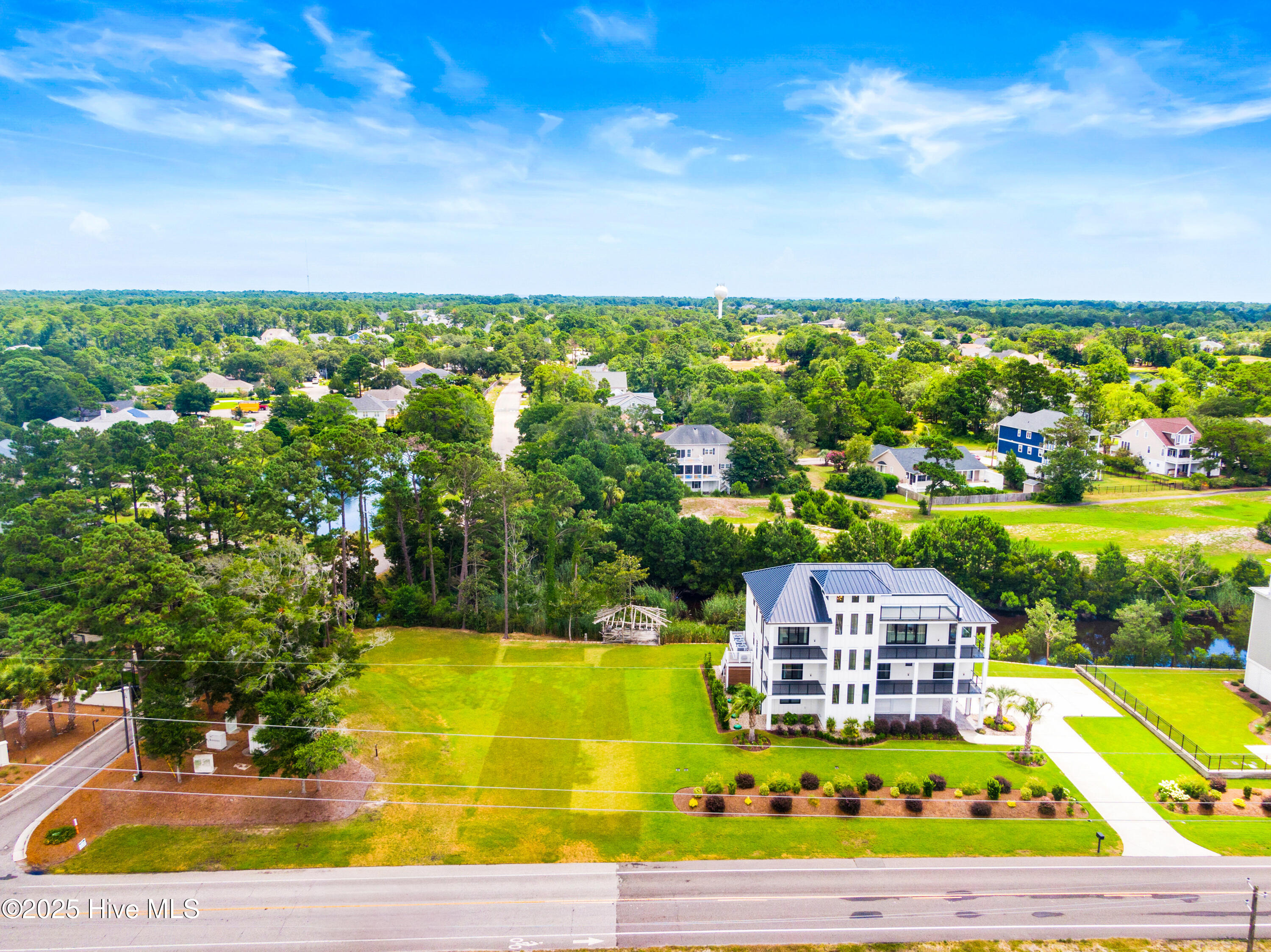 100534624 | Photo 78