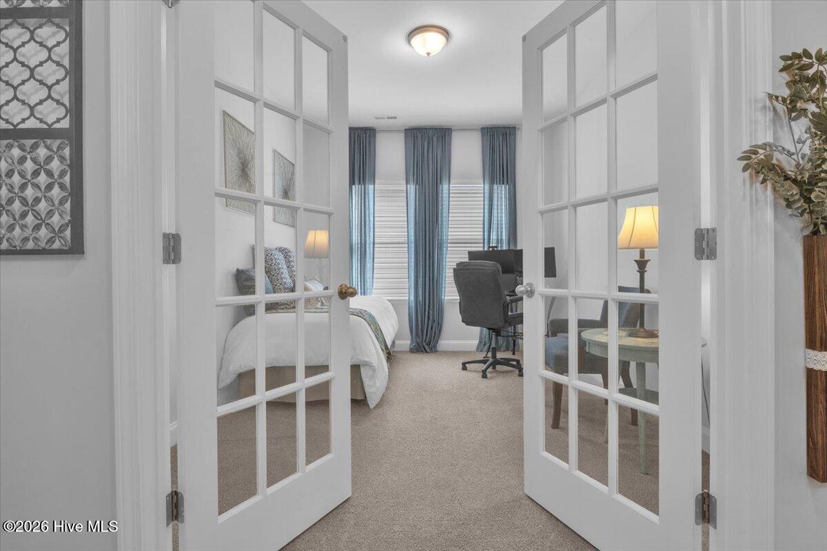 100560173 | Photo 13