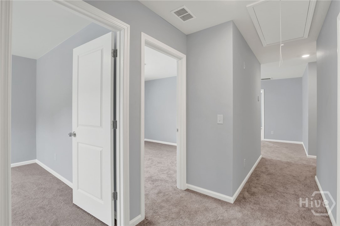 Upstairs Hallway back to loft