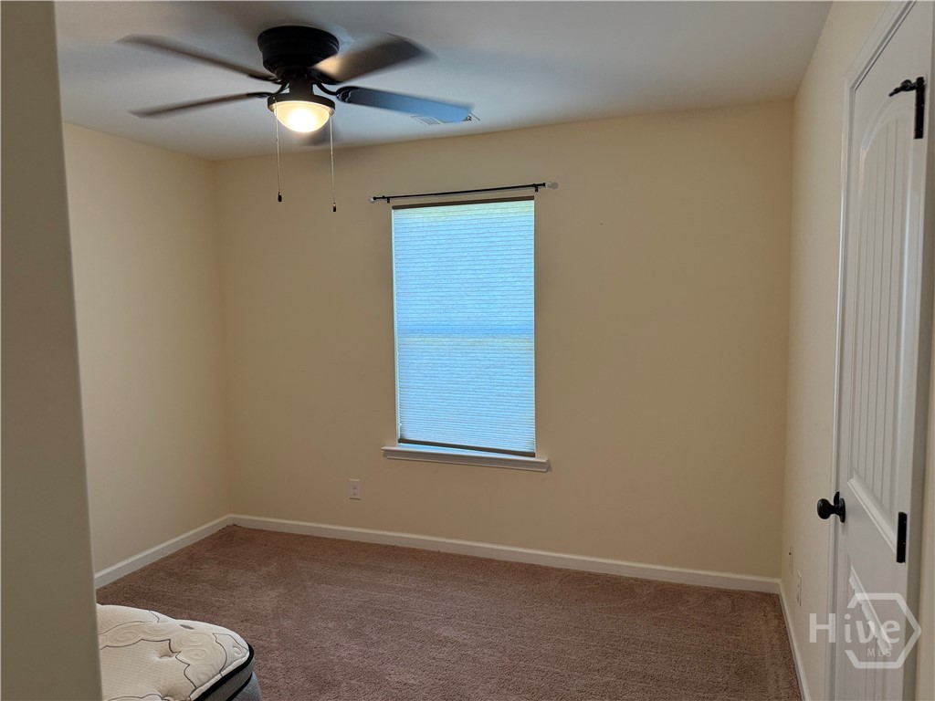 Guest room/ Split floor plan