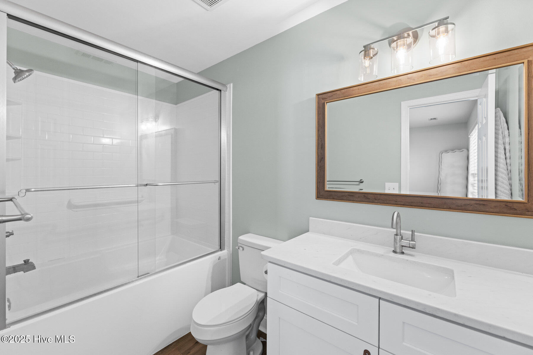 100539612 | Photo 32