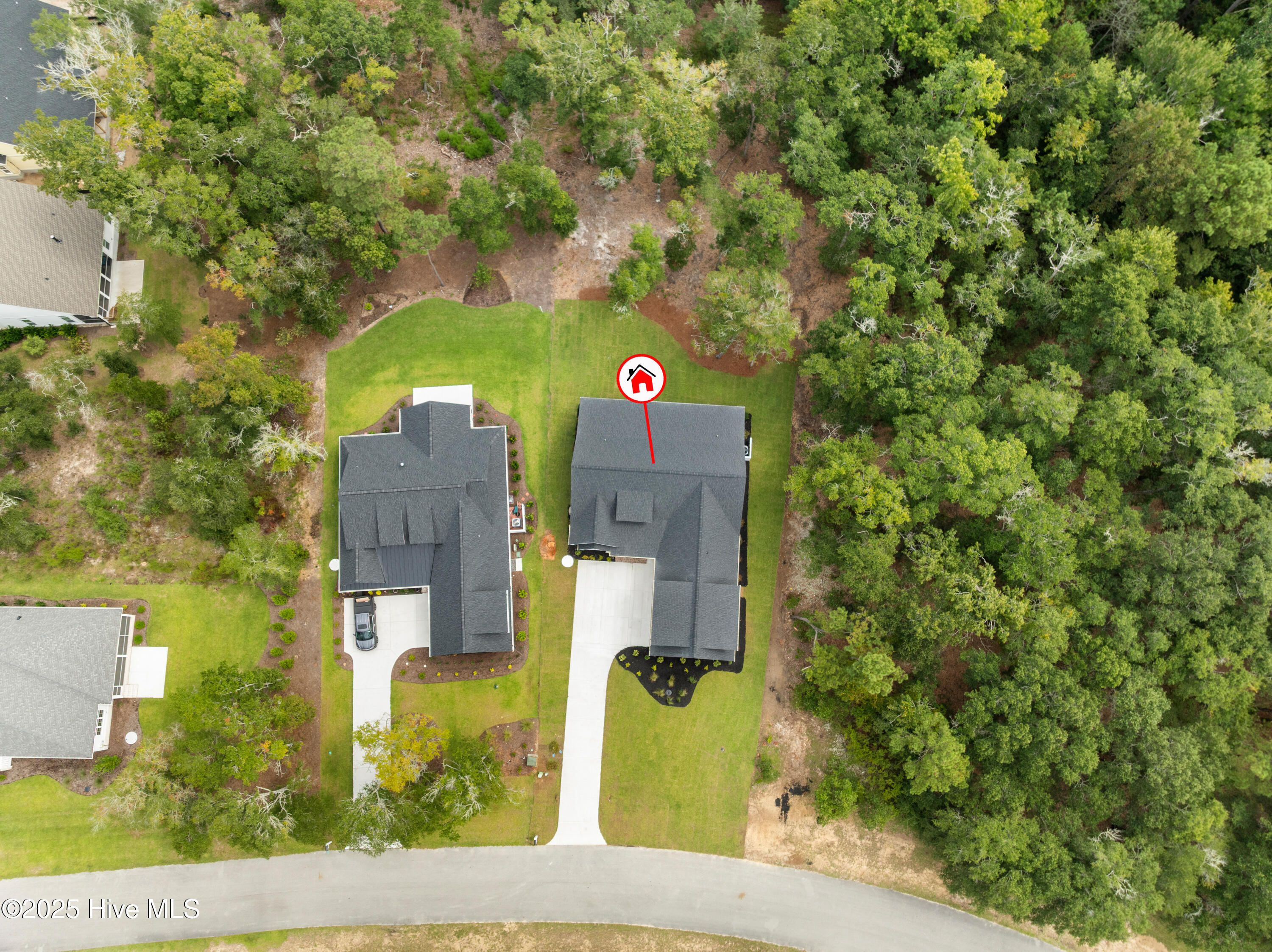 100485467 | Photo 72