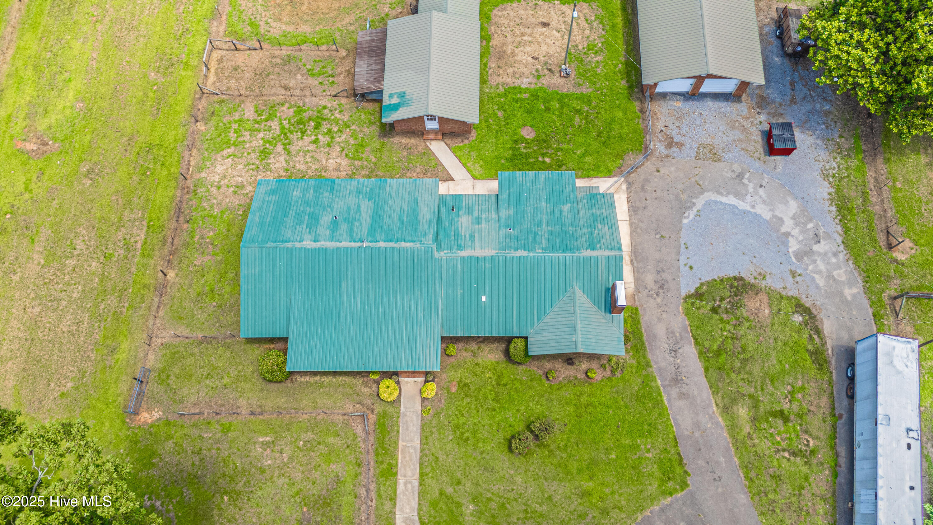383 Lakey Siding Road