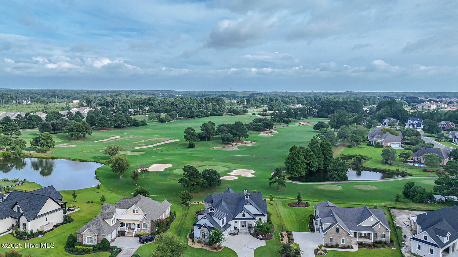 100547698 | Photo 65