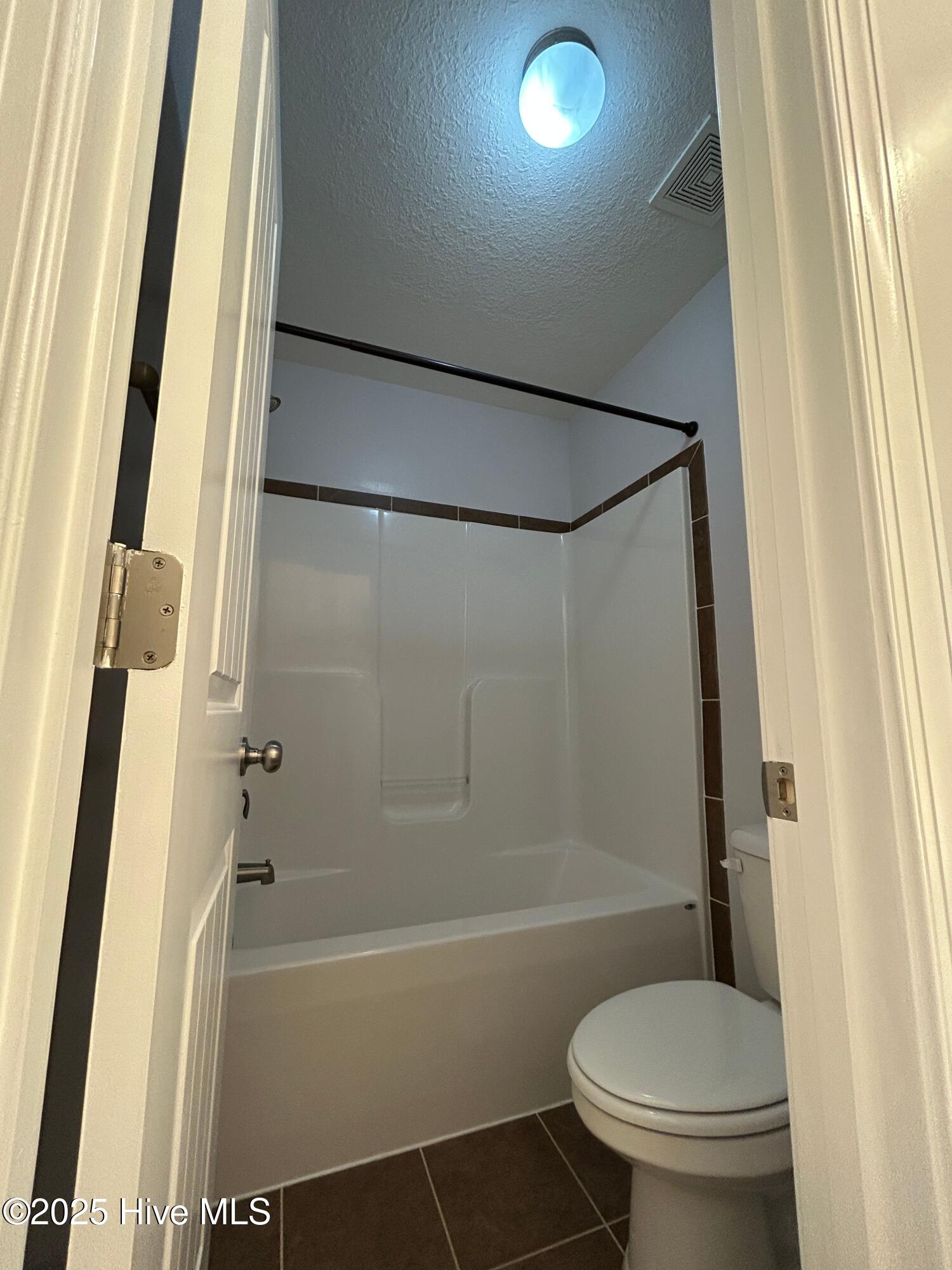 100528484 | Photo 42