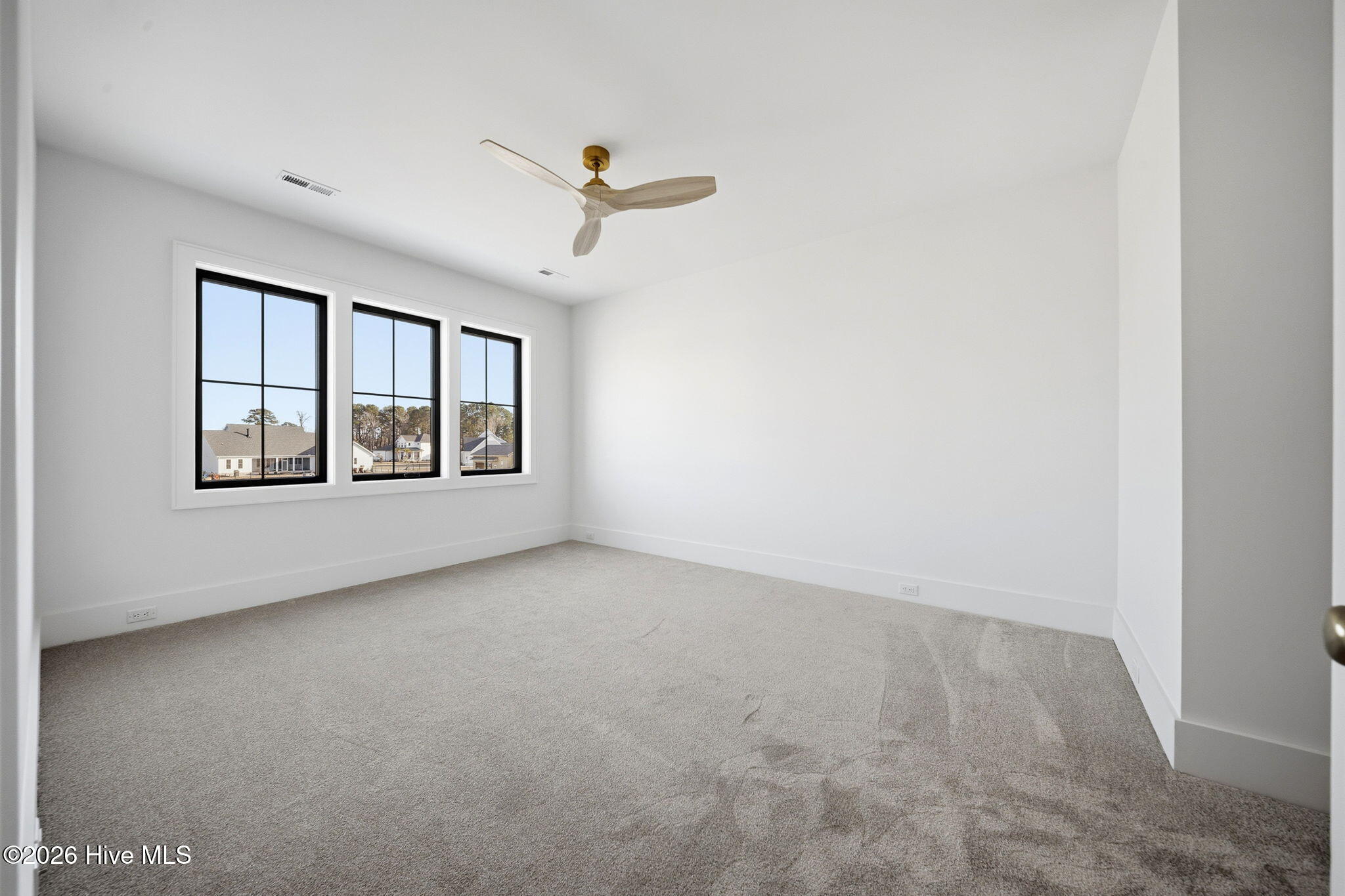 100500065 | Photo 60