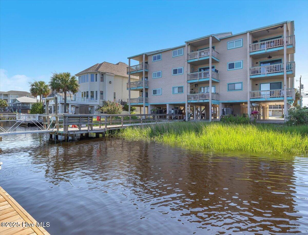 100558526 | Photo 31