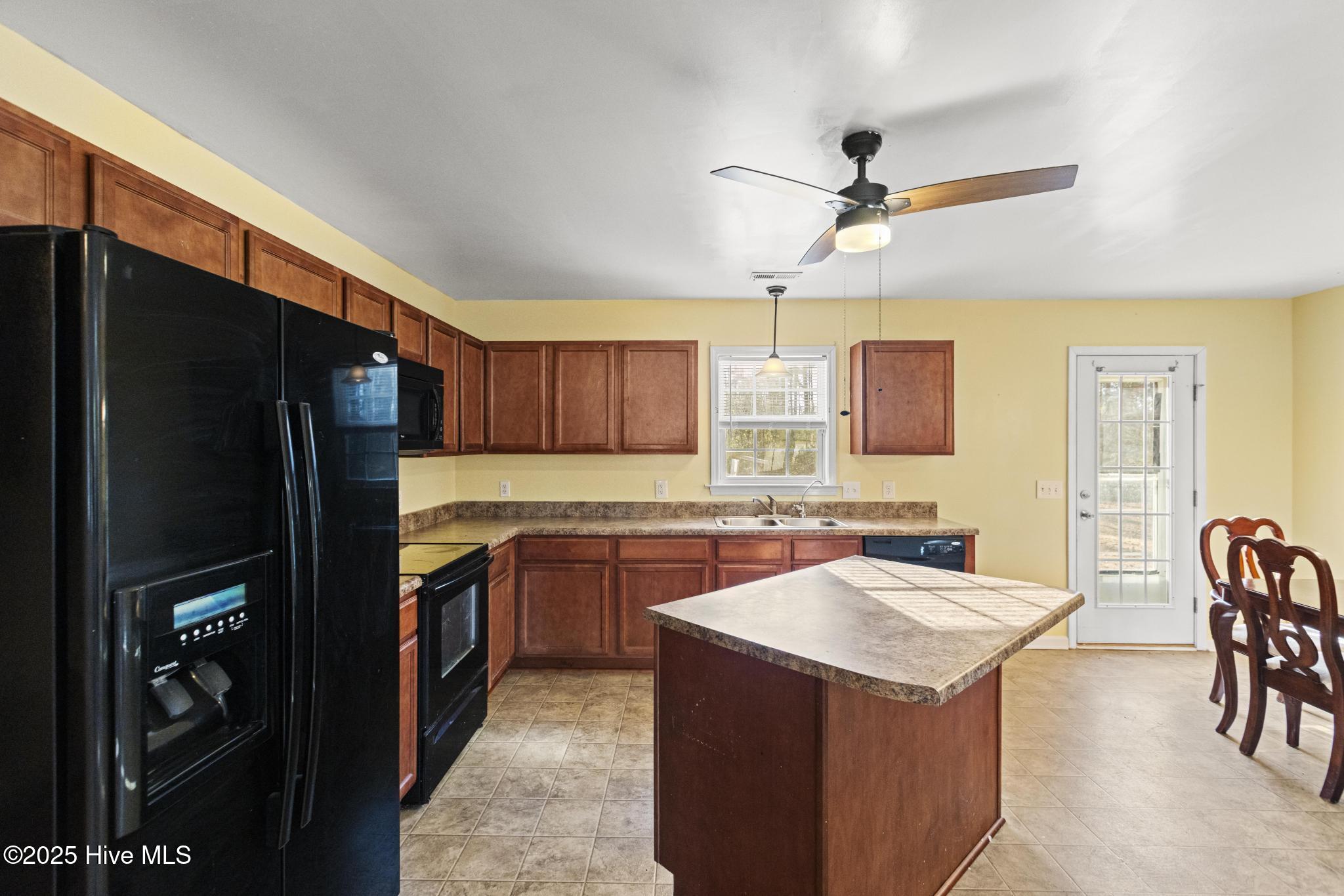 202 Scout Lane, Chinquapin, NC 28521 – photo 9: 425A9376