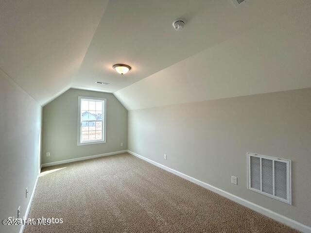 100560843 | Photo 58