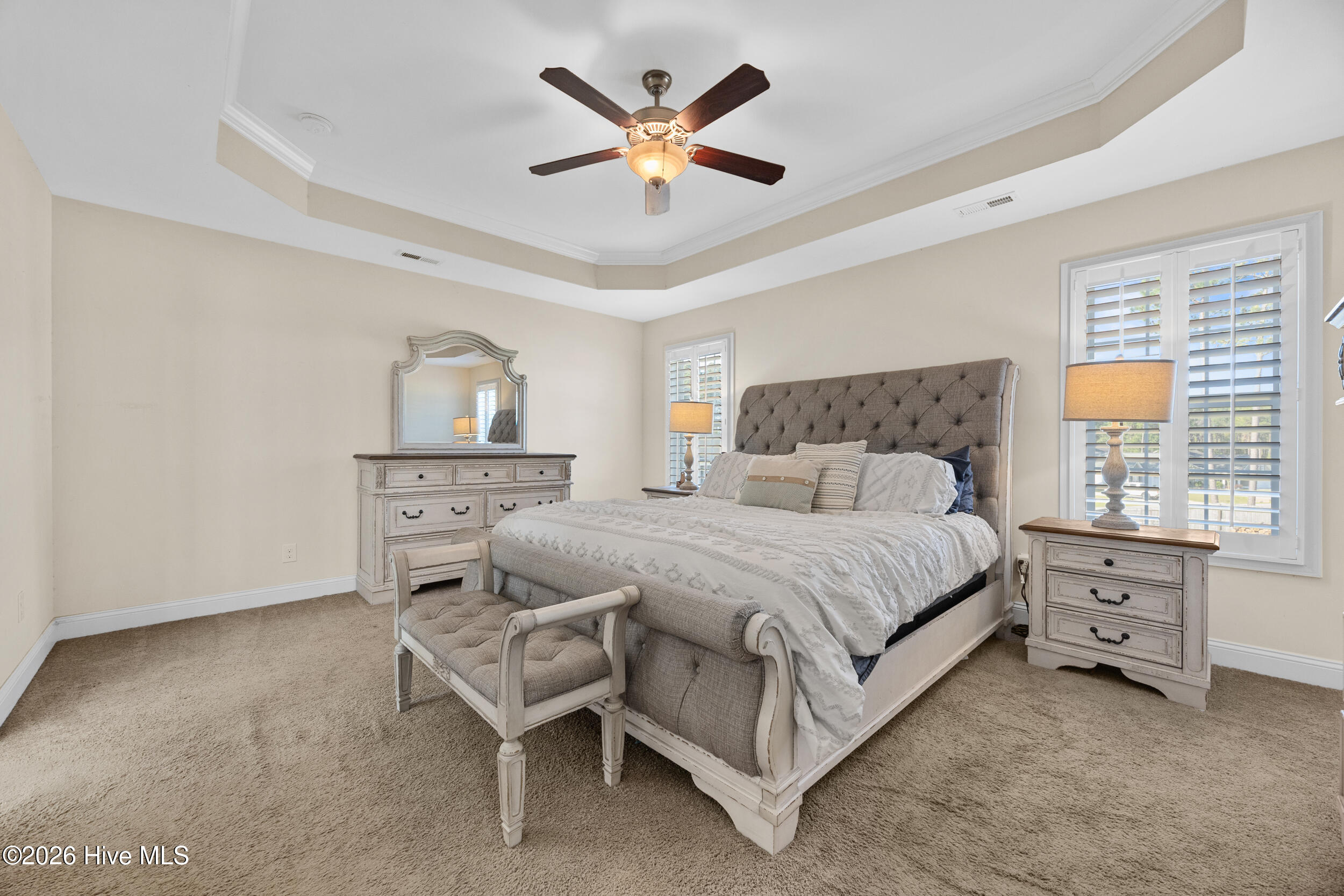 100564853 | Photo 38