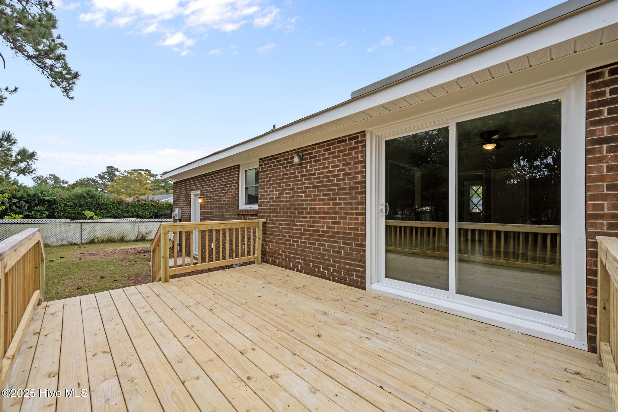 100540509 | Photo 27