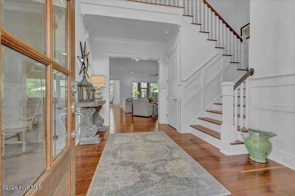 100563966 | Photo 22