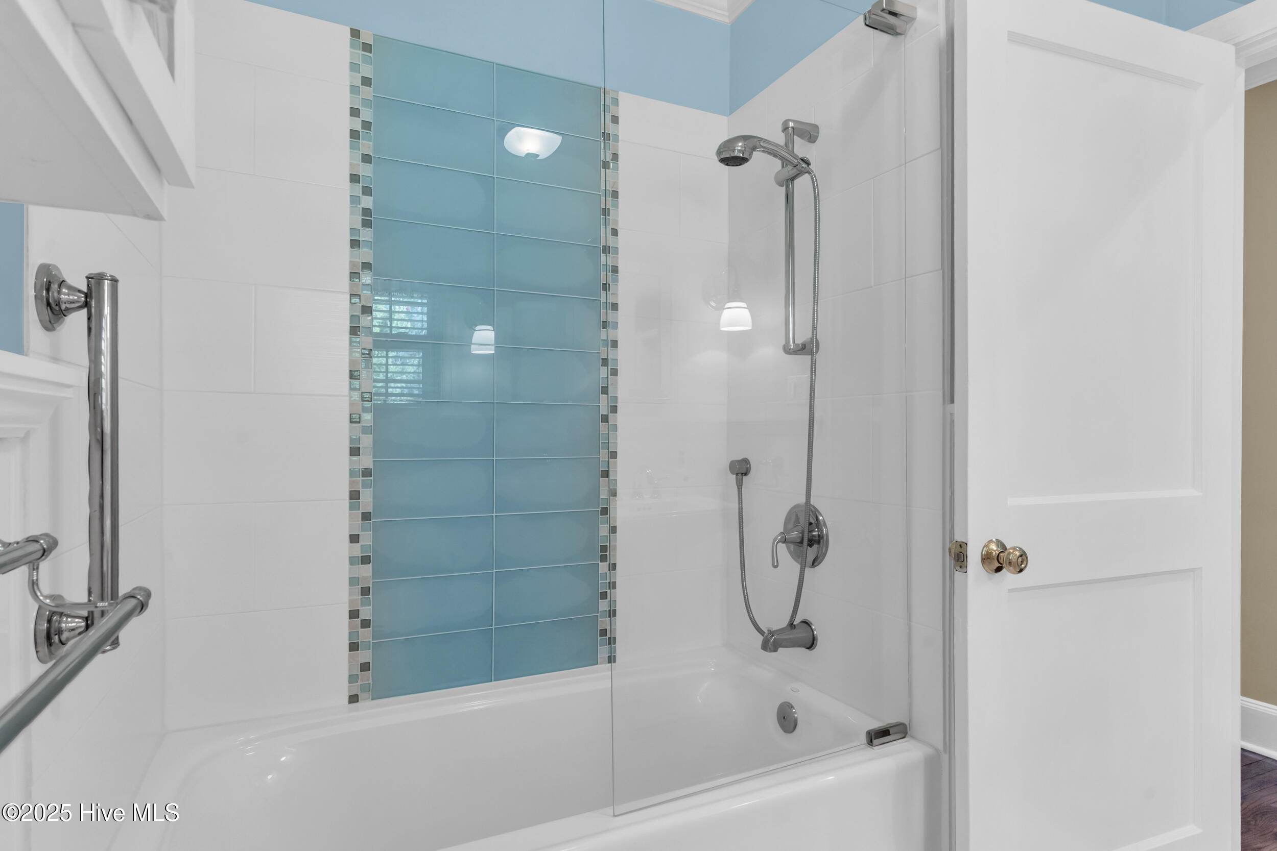 2821 Park Avenue, Wilmington, NC 28403 – photo 23: Bathroom