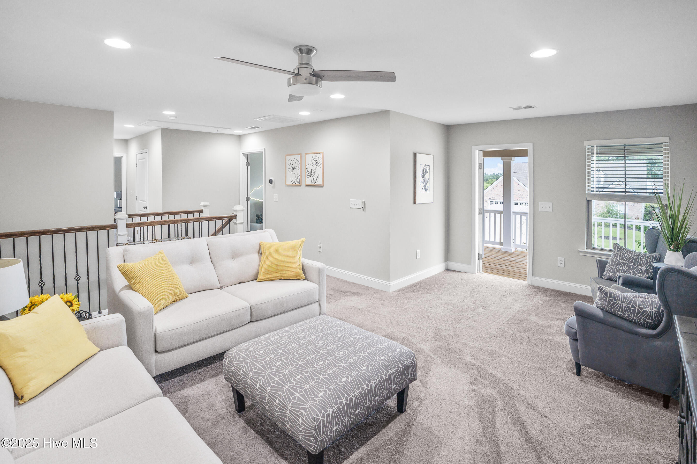 100526662 | Photo 45