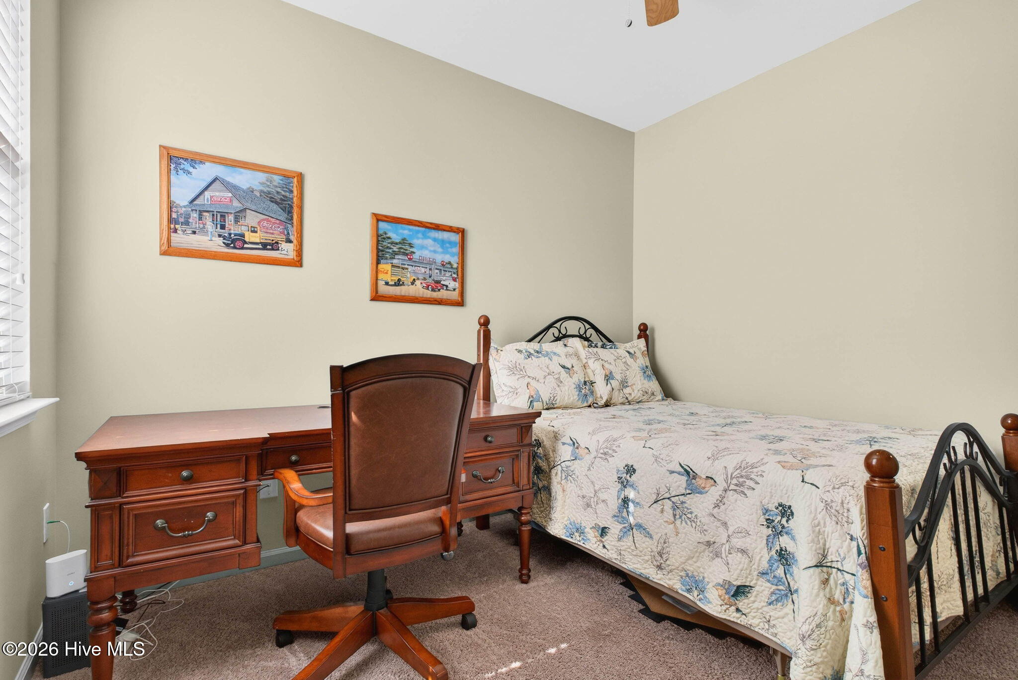 100555390 | Photo 19