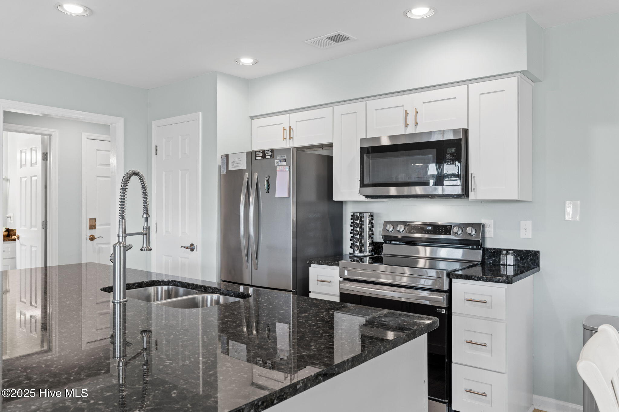 213 Clubhouse Road UNIT 105, Sunset Beach, NC, 28468