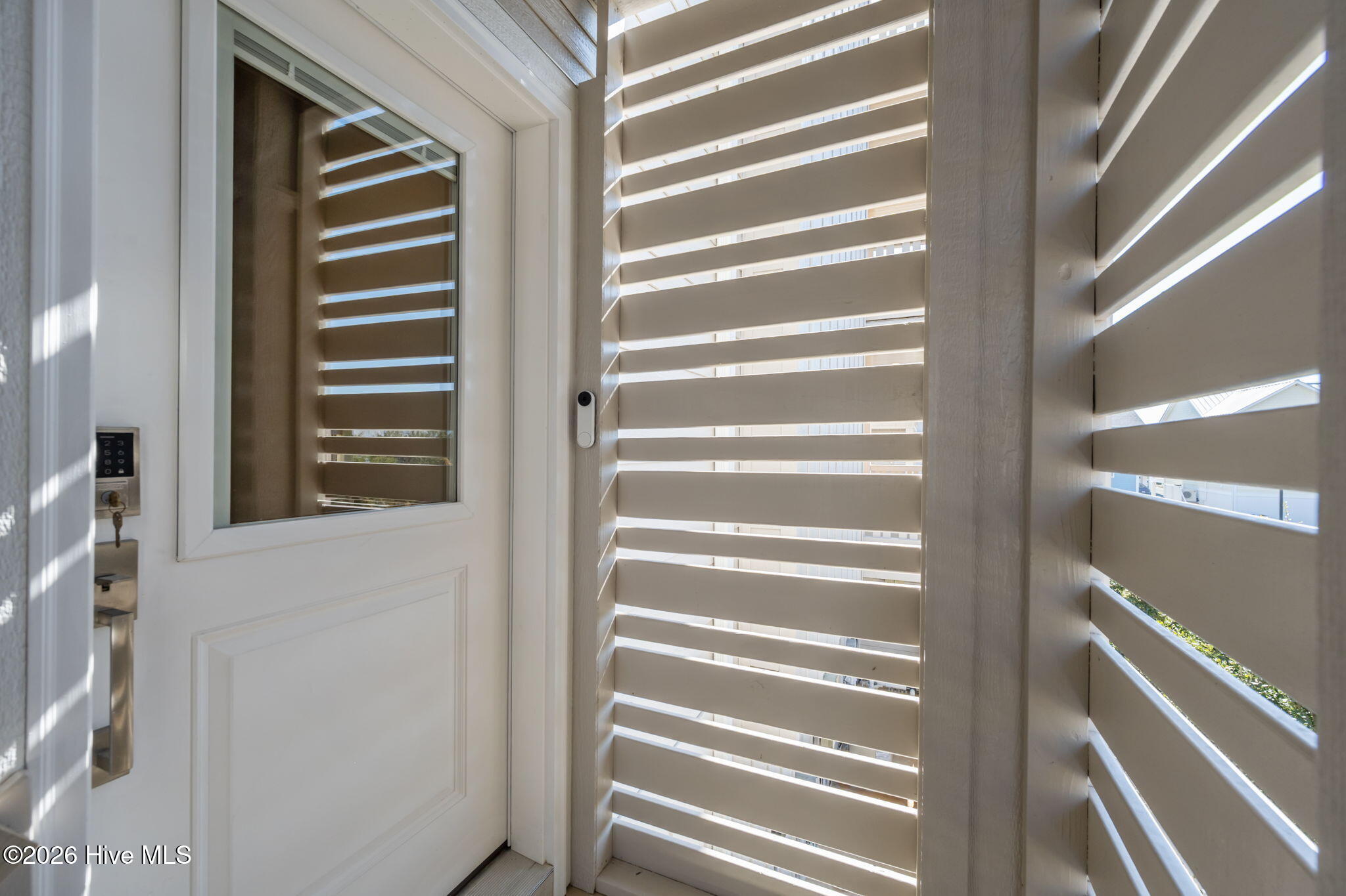 100552191 | Photo 49